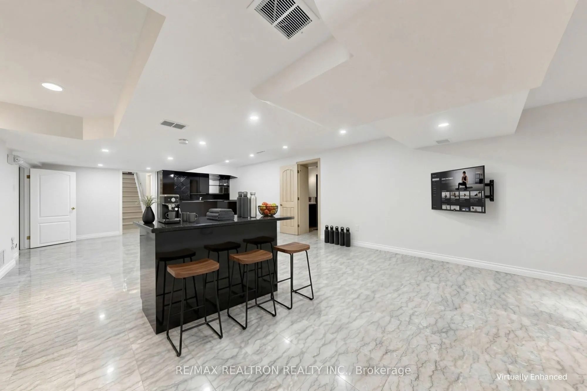 31 Arjay Crescent