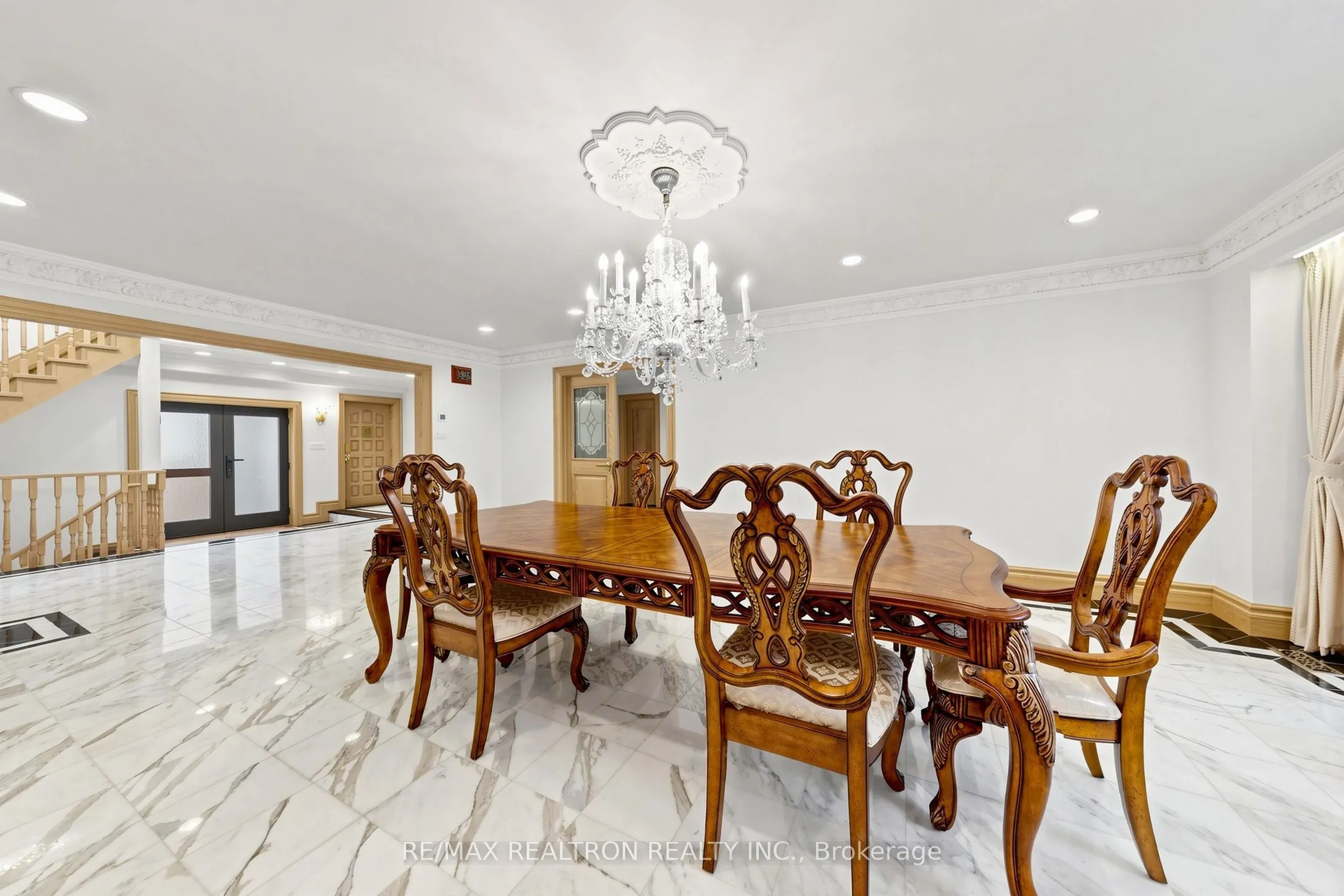 31 Arjay Crescent
