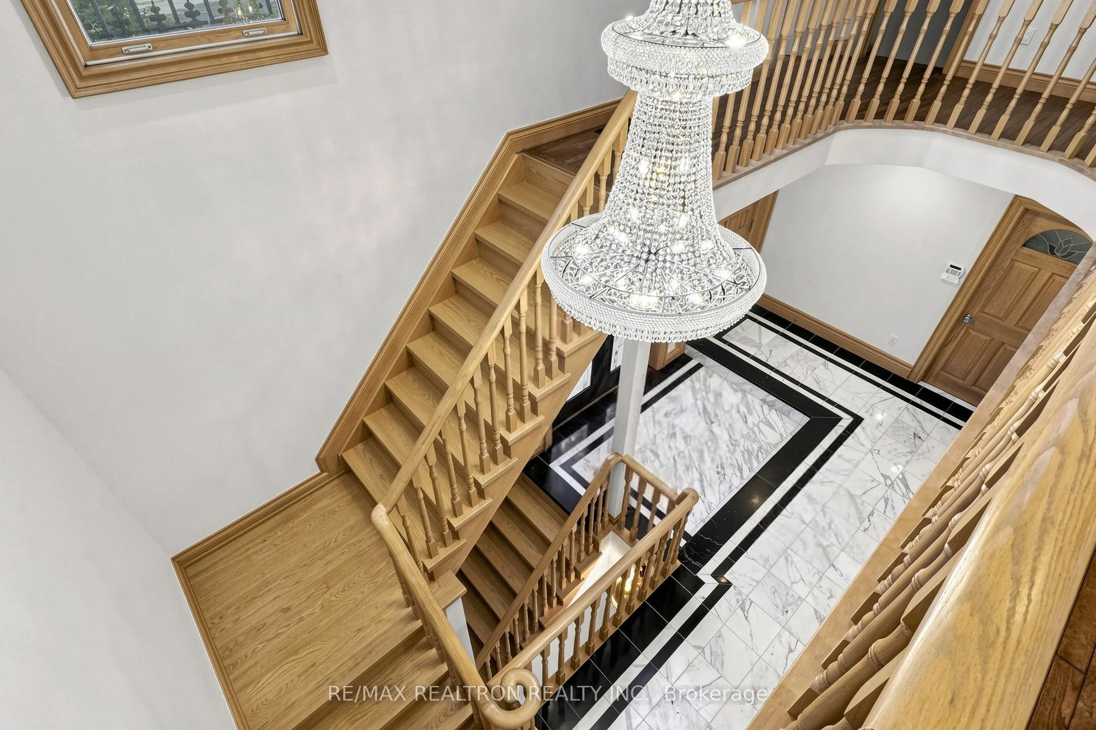 31 Arjay Crescent