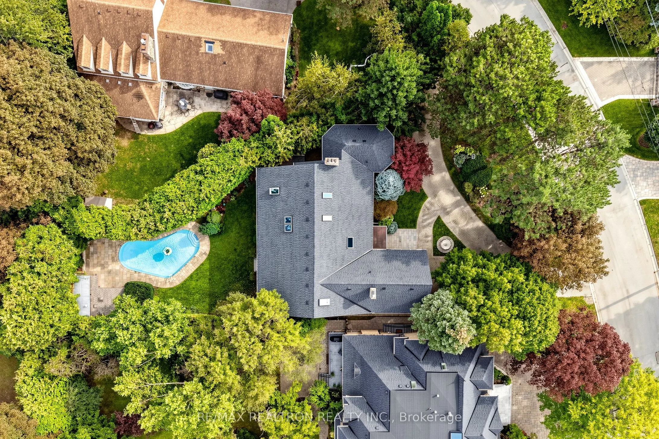 31 Arjay Crescent