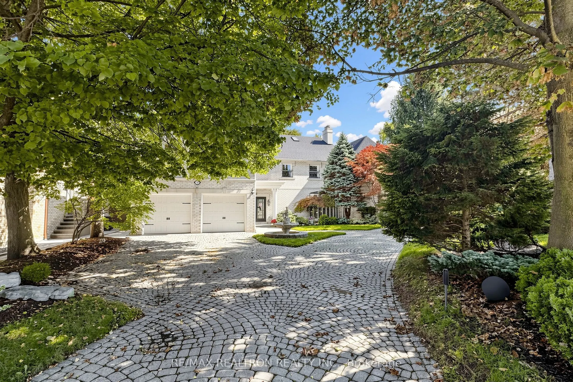 31 Arjay Crescent