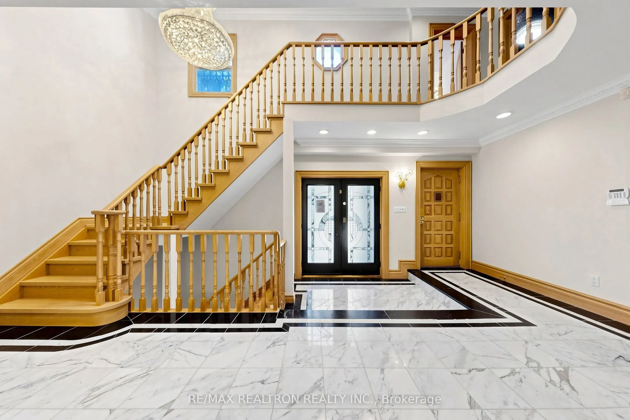 31 Arjay Crescent