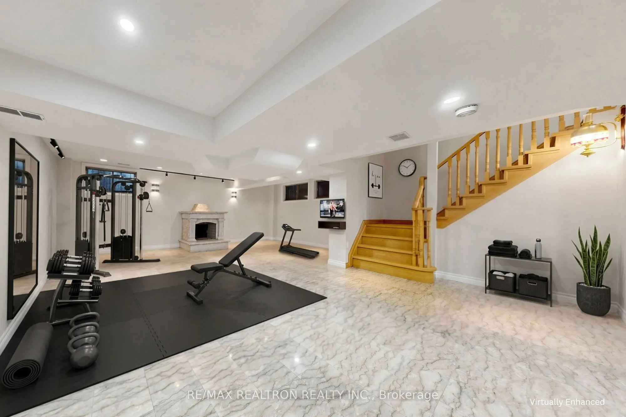 31 Arjay Crescent