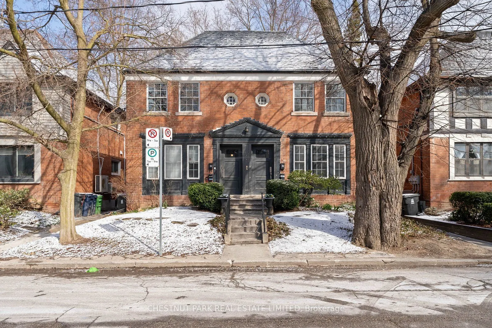 26 Strathgowan Avenue #Lower
