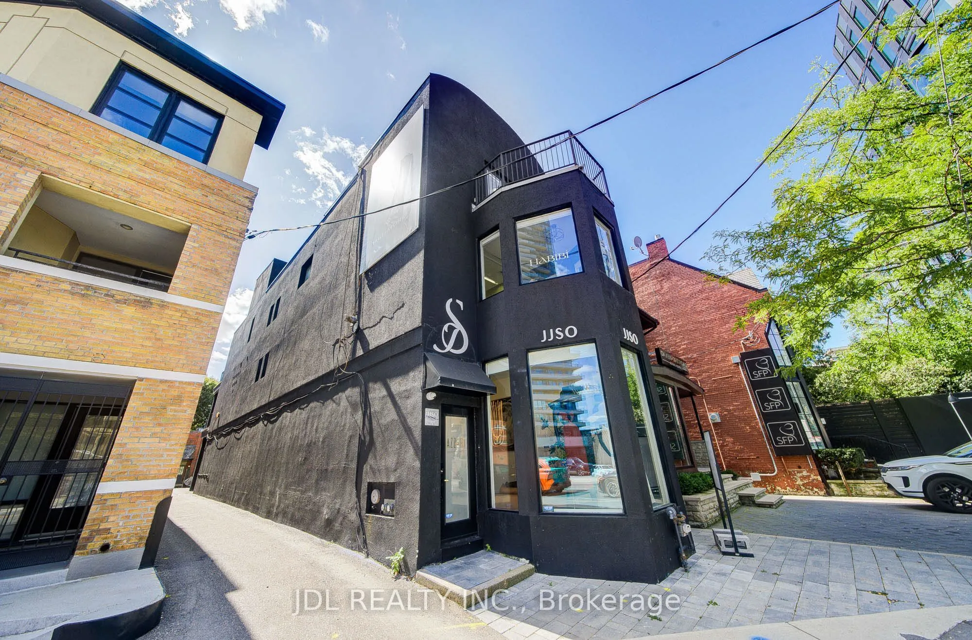 301 Davenport Road