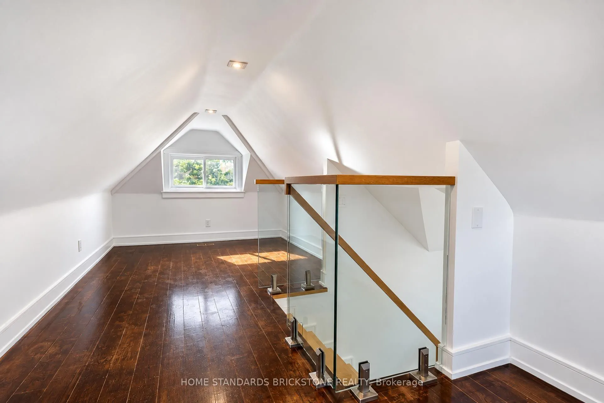 7 Heather Street