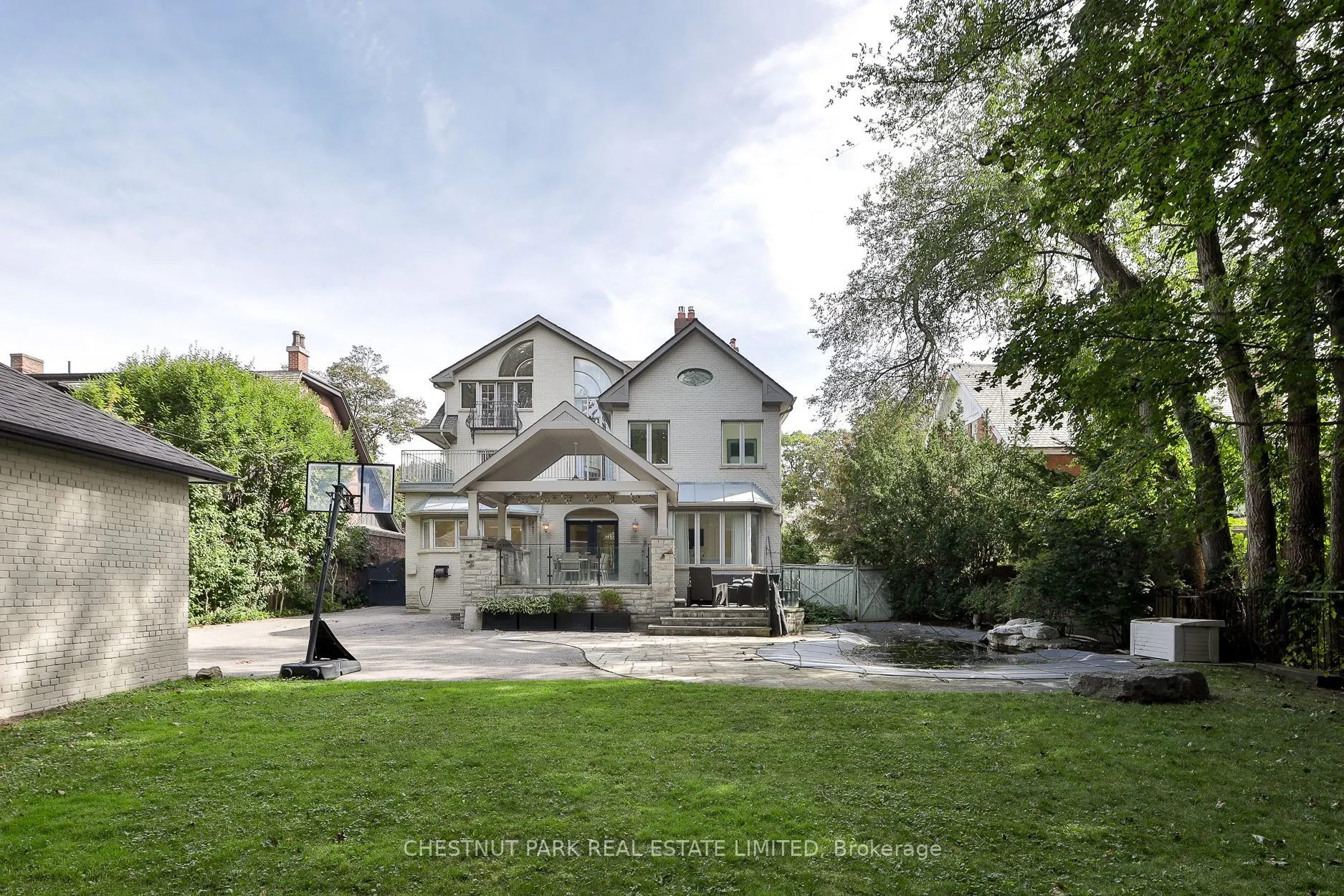 244 Russell Hill Road