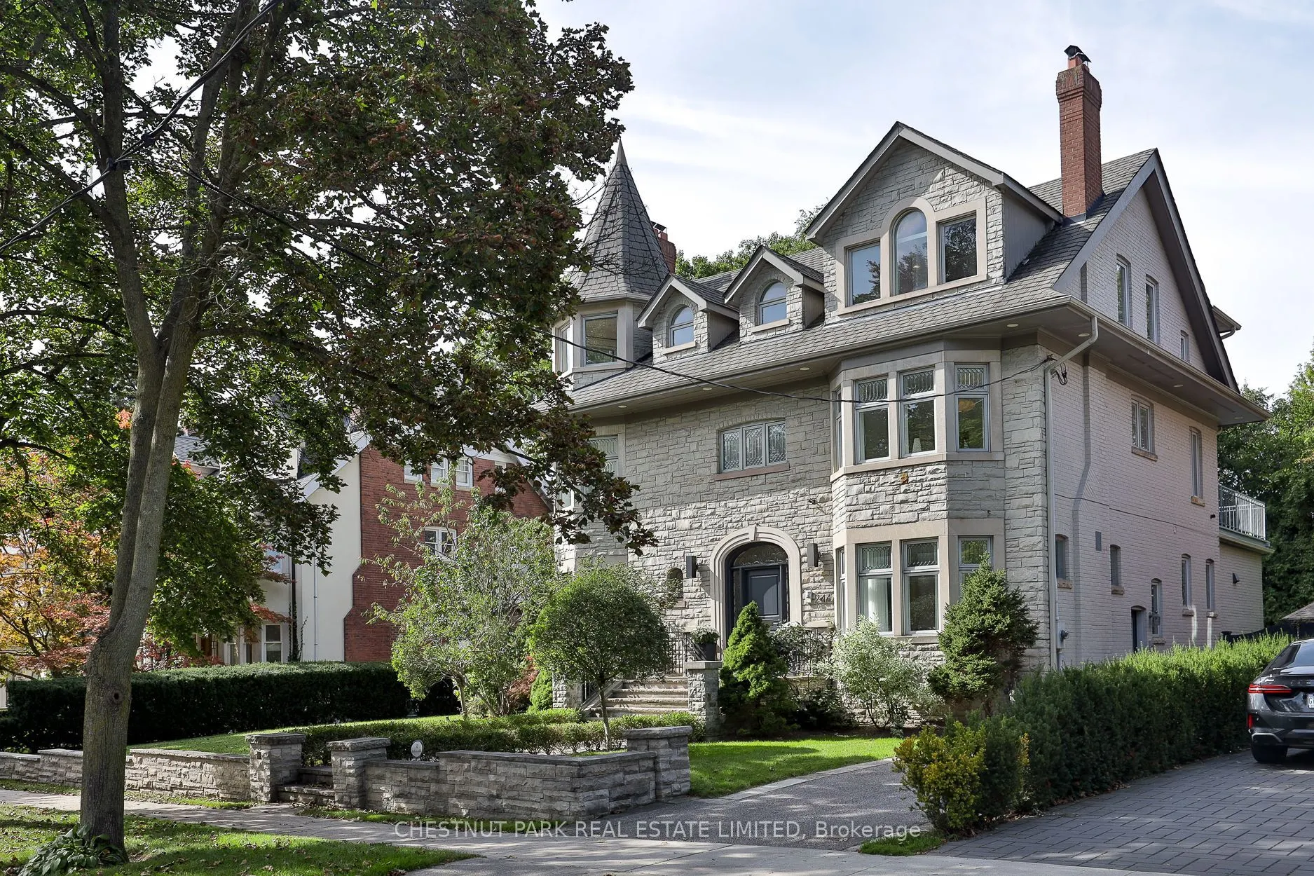 244 Russell Hill Road