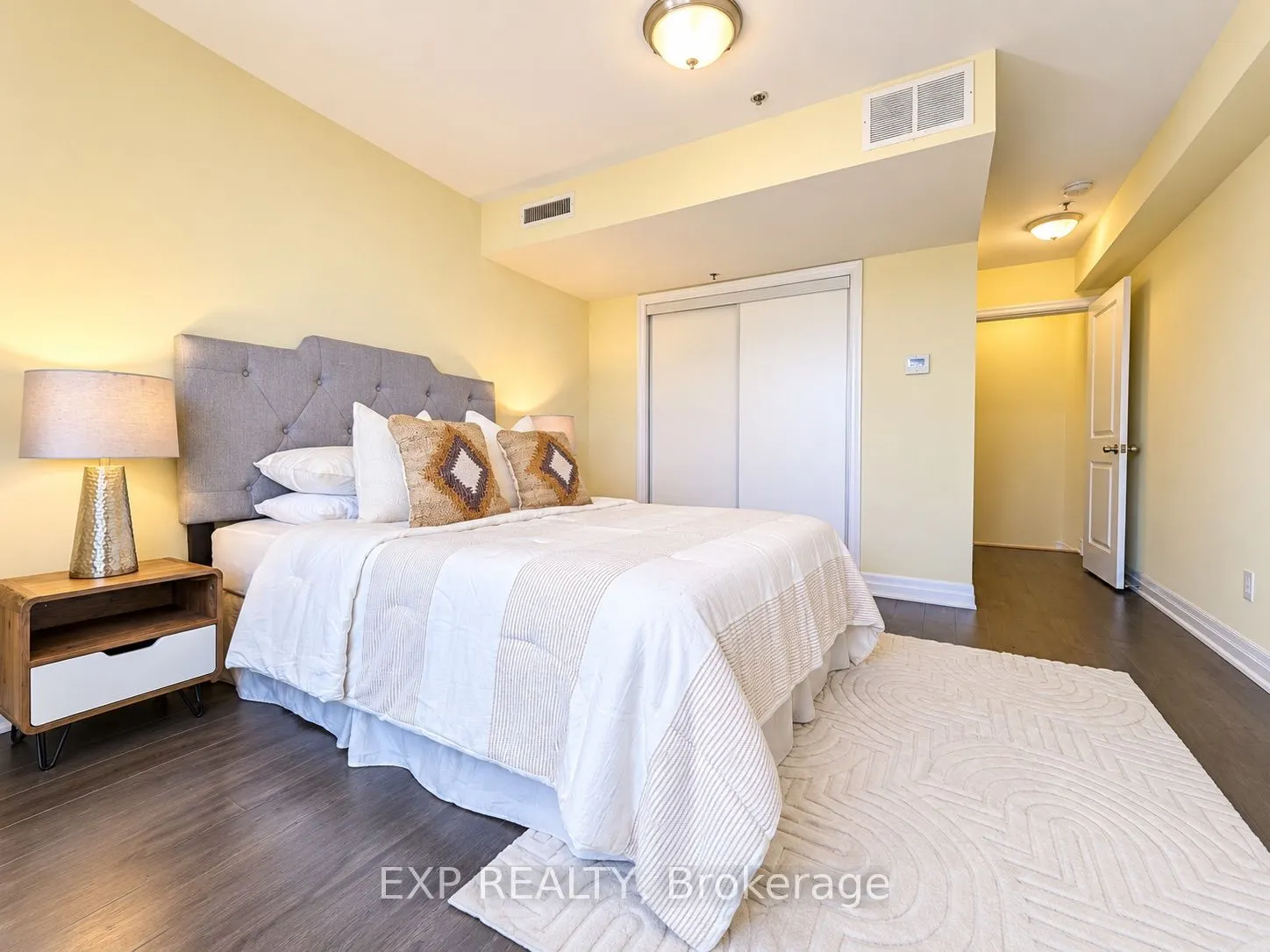 728 Sheppard Avenue W #204
