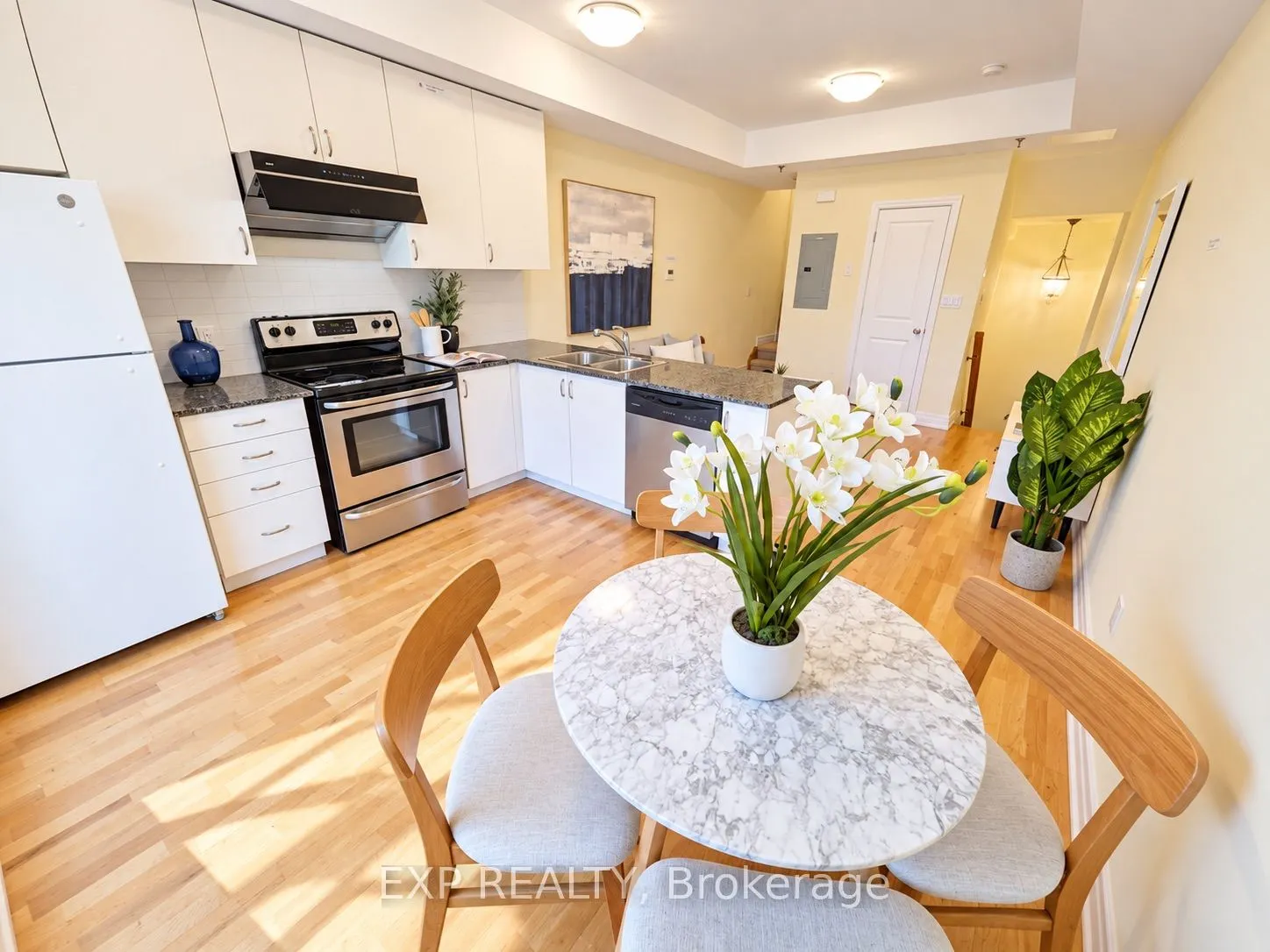 728 Sheppard Avenue W #204