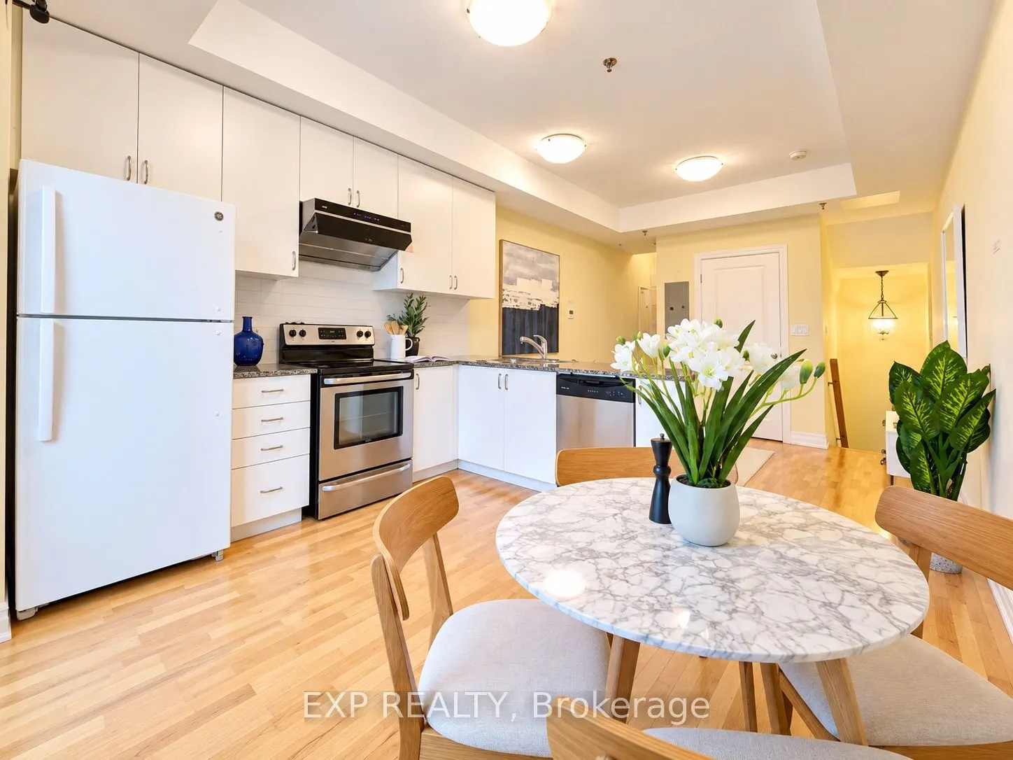 728 Sheppard Avenue W #204