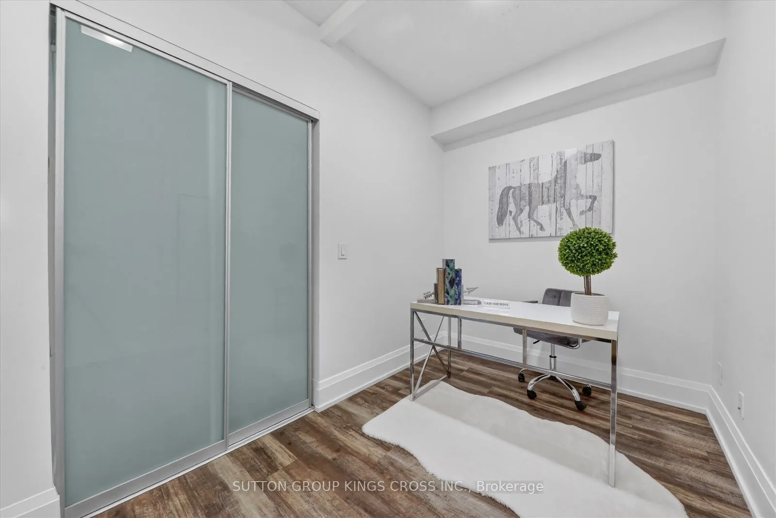 120 Harrison Garden Boulevard #317