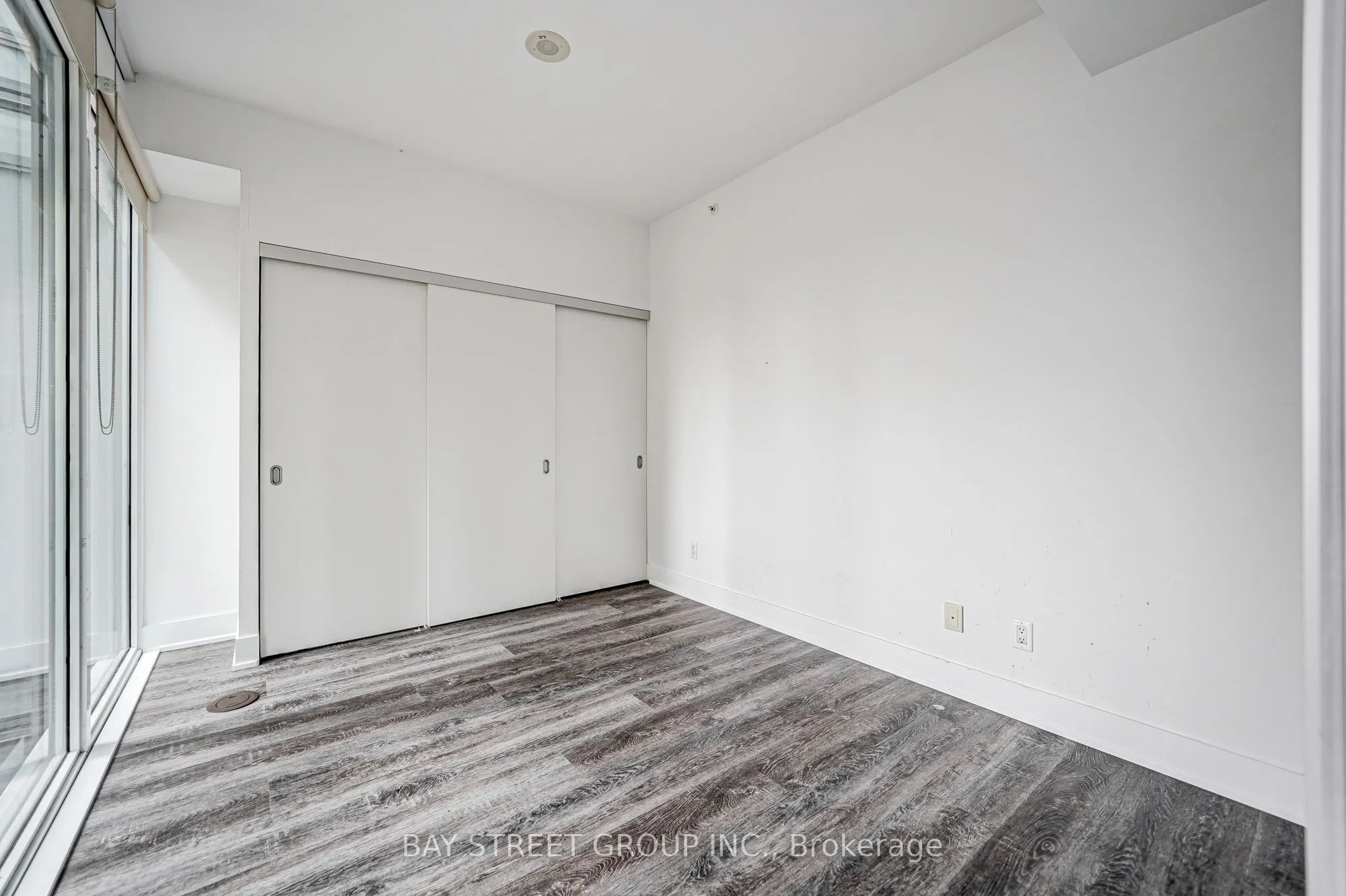 75 St Nicholas Street #609