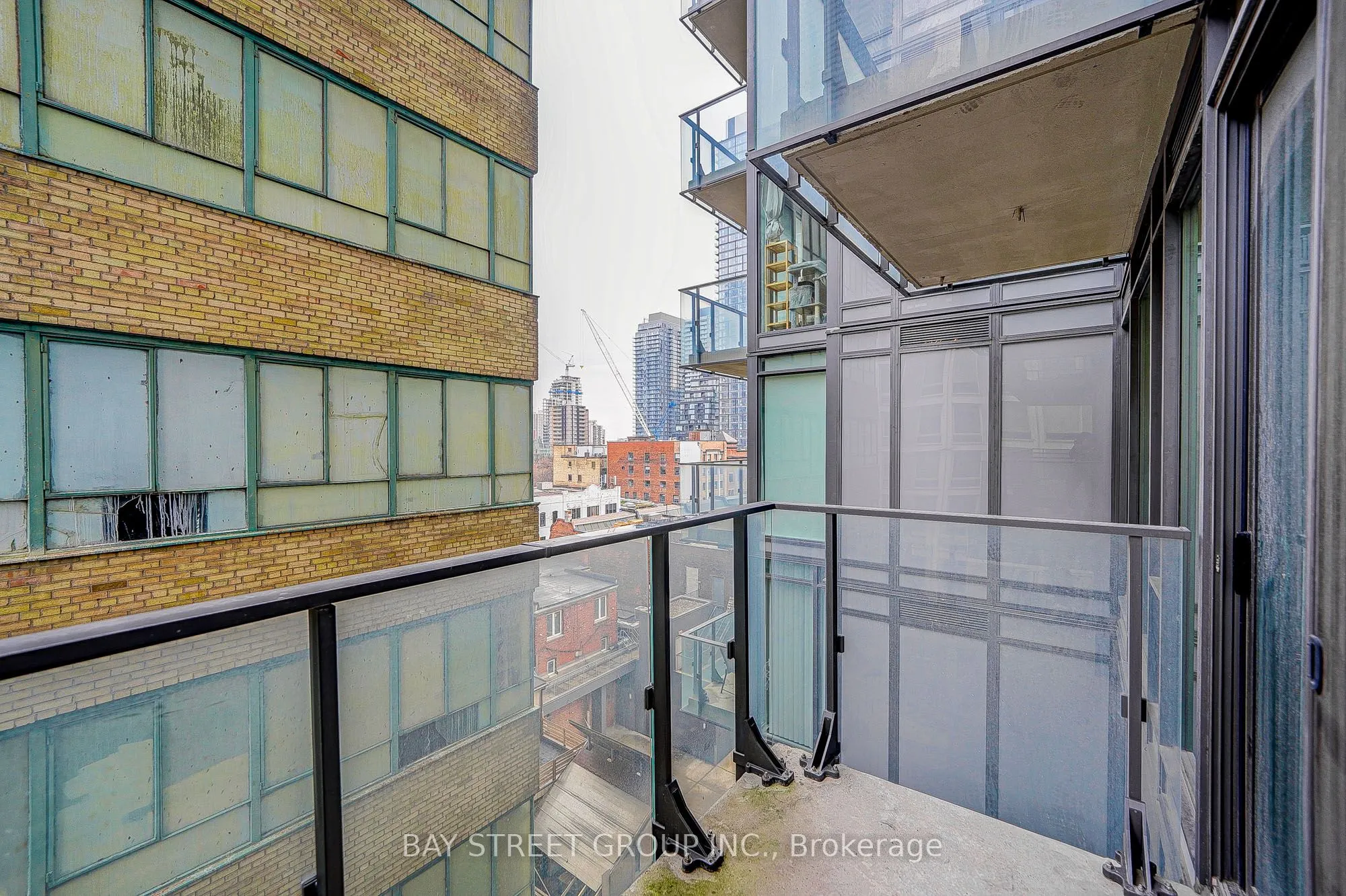 75 St Nicholas Street #609
