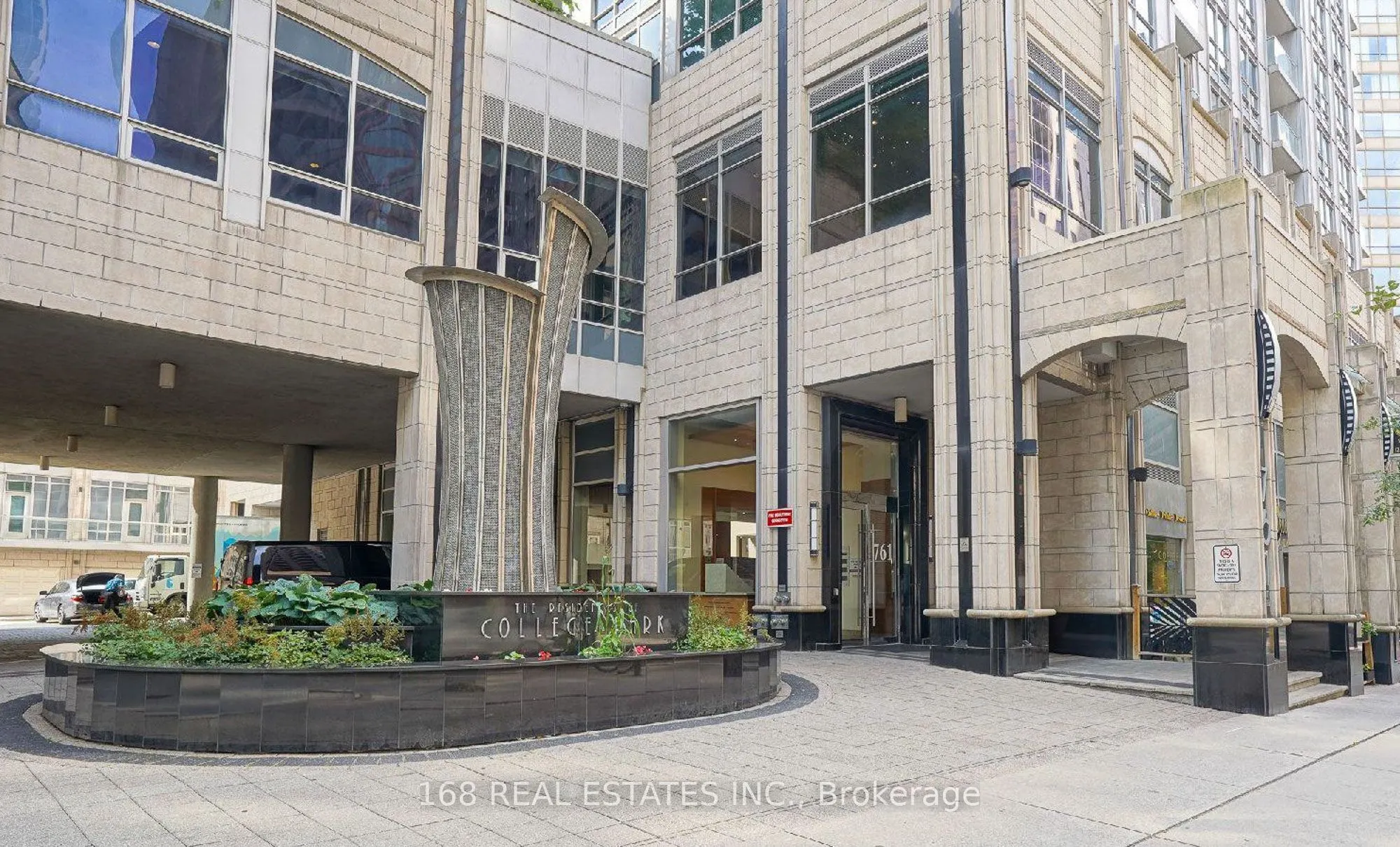 761 Bay Street #2809