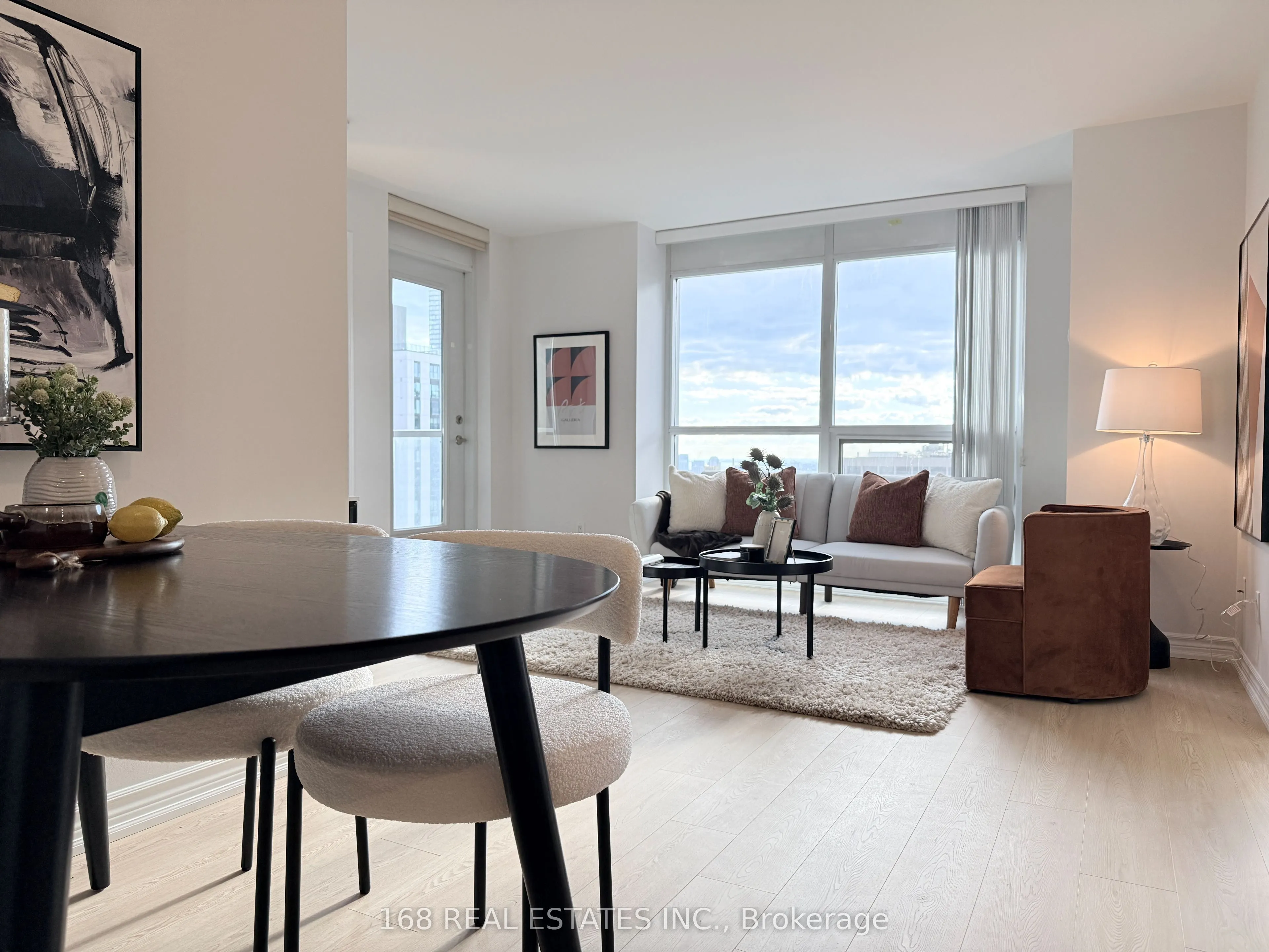 761 Bay Street #2809