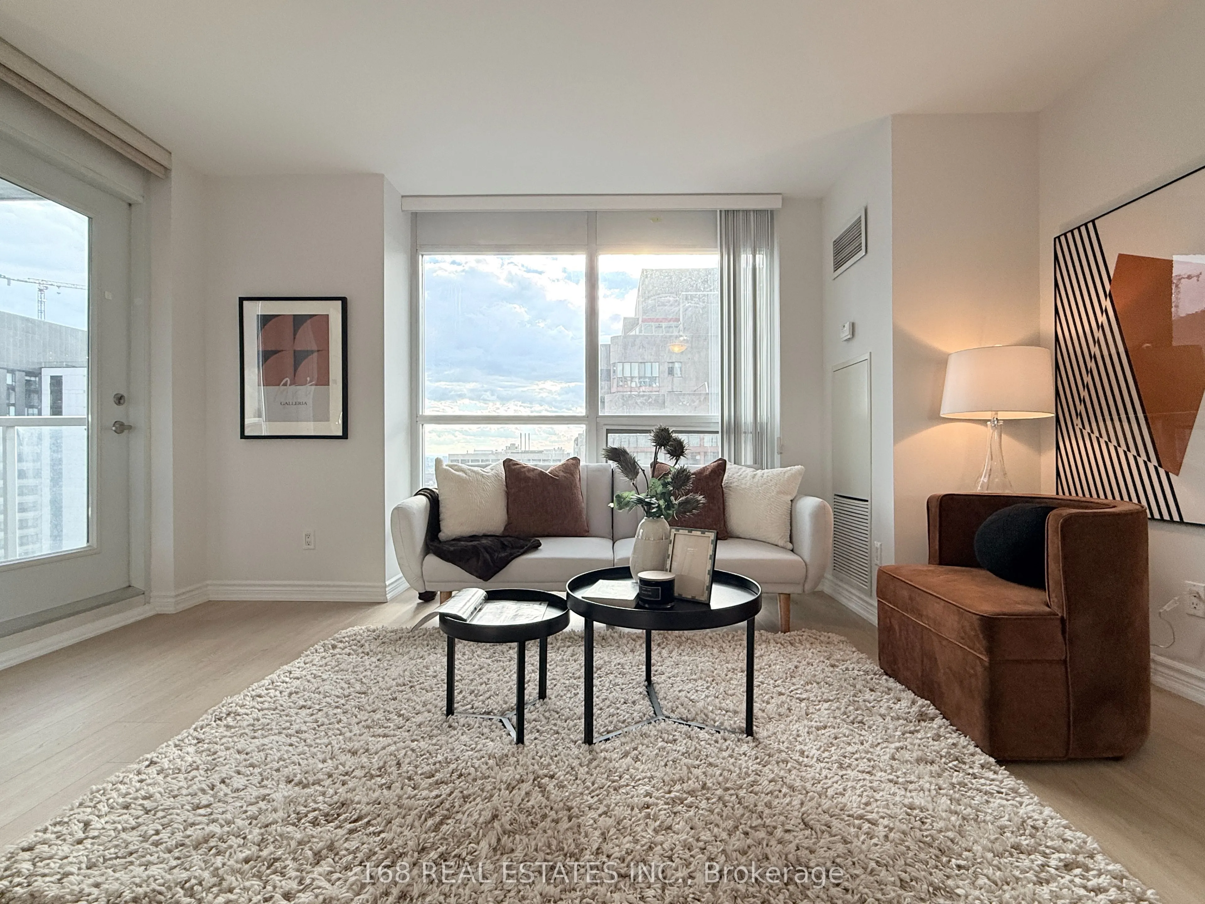 761 Bay Street #2809