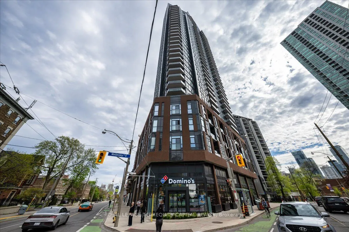 159 Wellesley Street E #3002