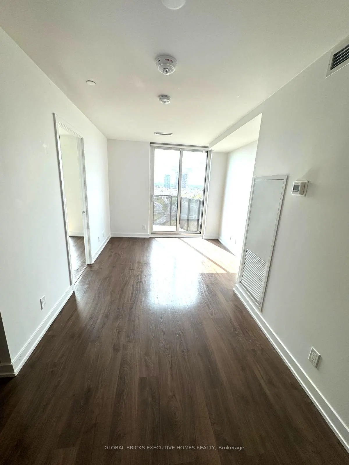 30 Tretti Way #1305