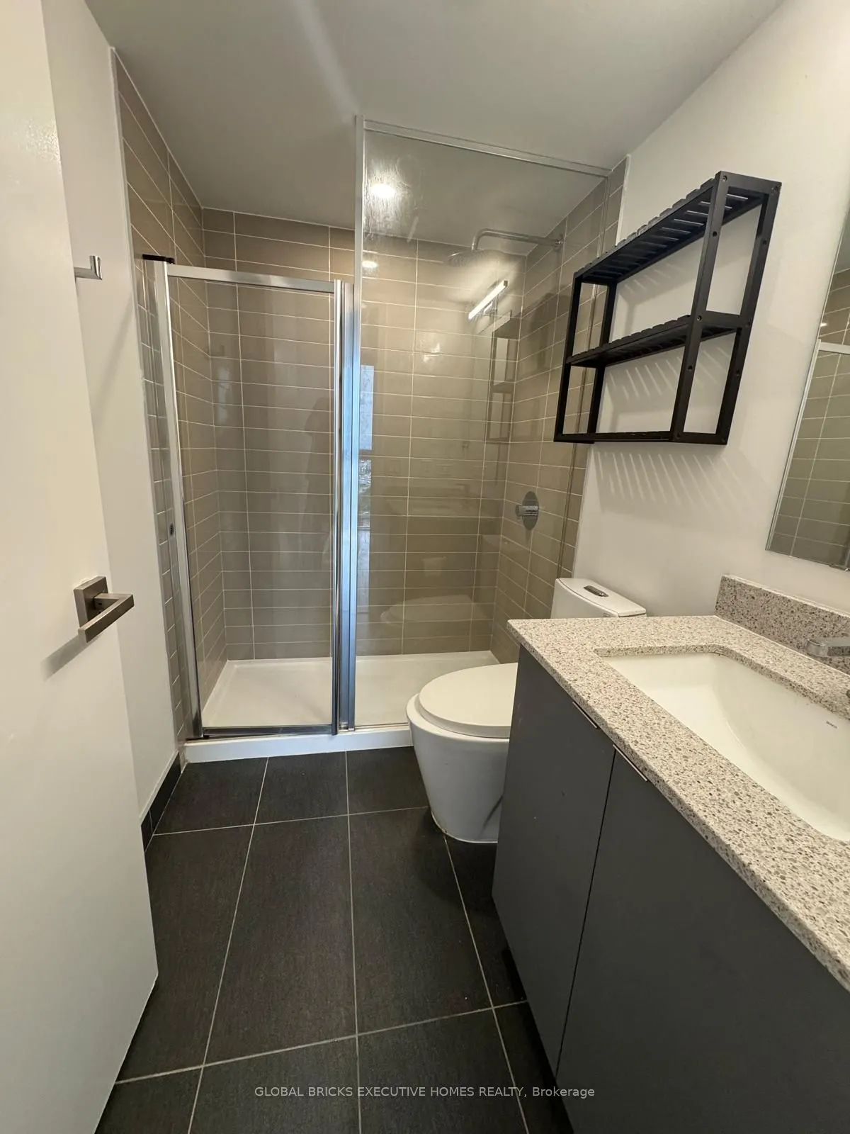 30 Tretti Way #1305