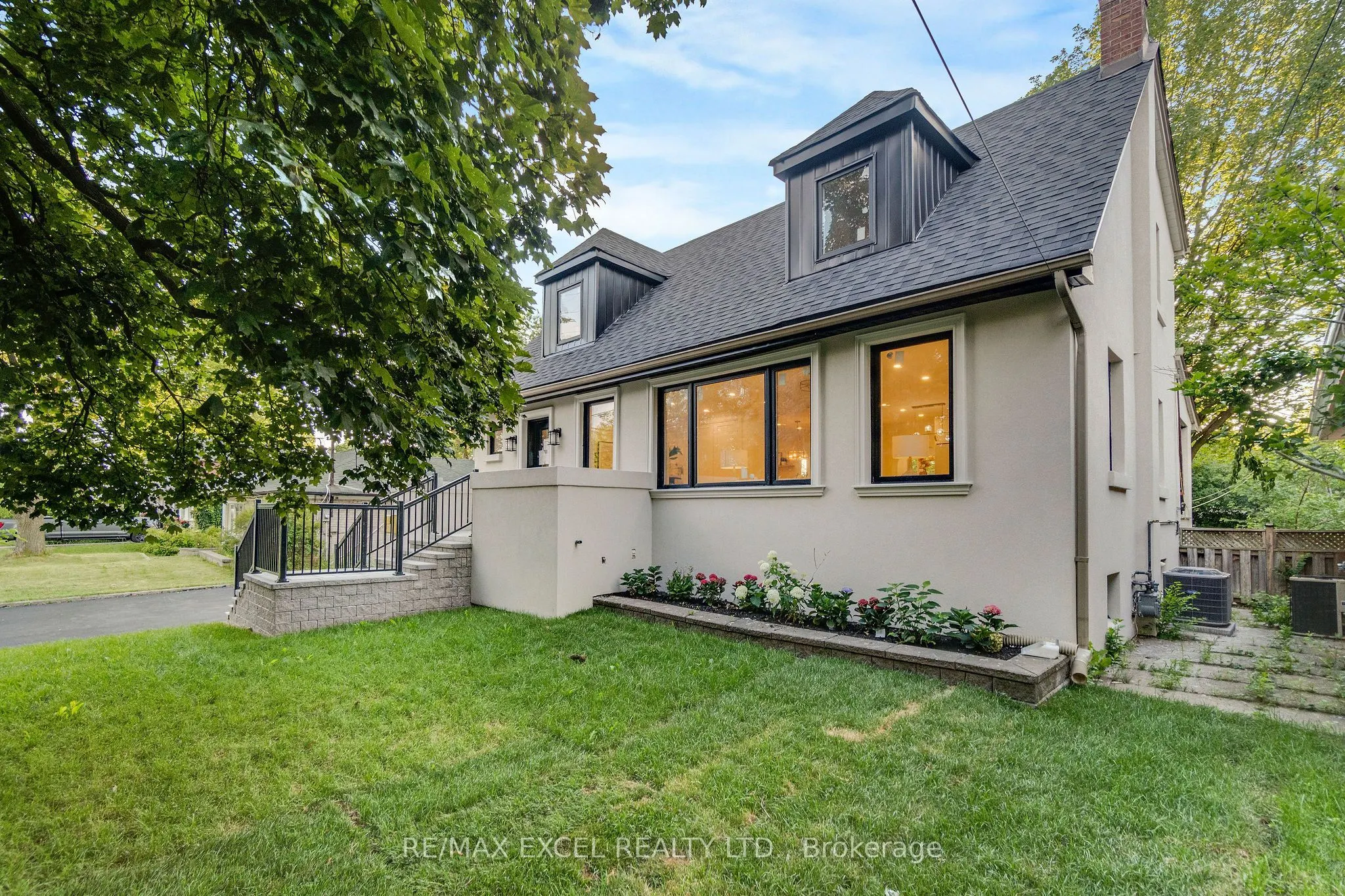 599 Conacher Drive