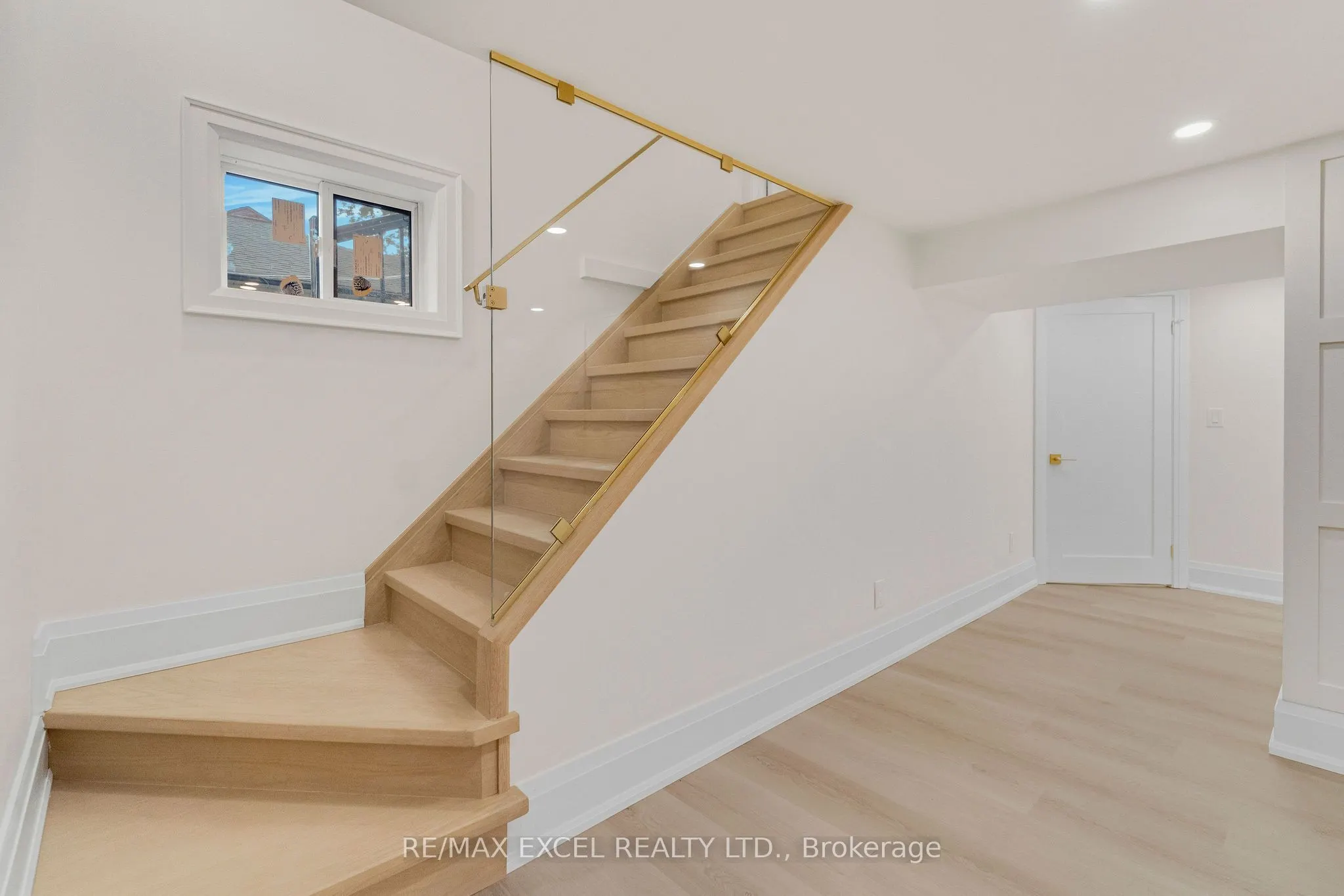 599 Conacher Drive