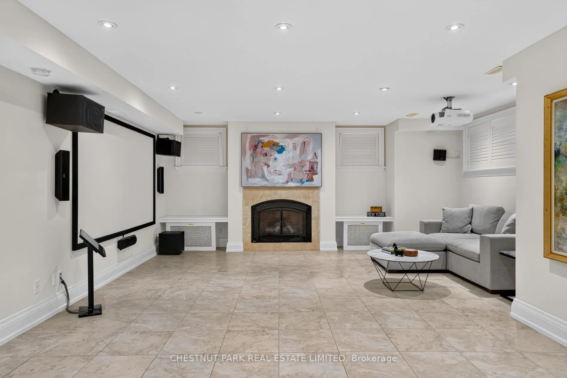179 Yonge Boulevard