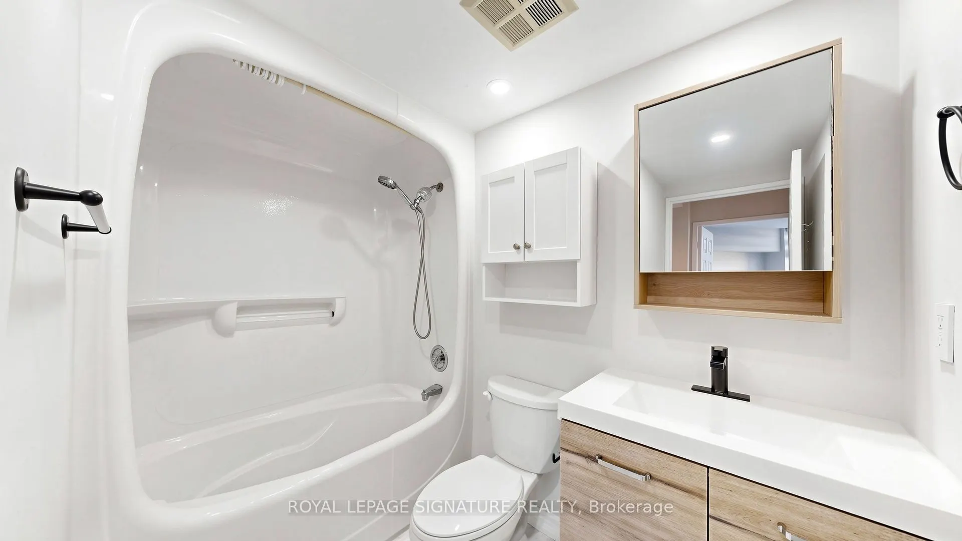 7 Bishop Avenue #411