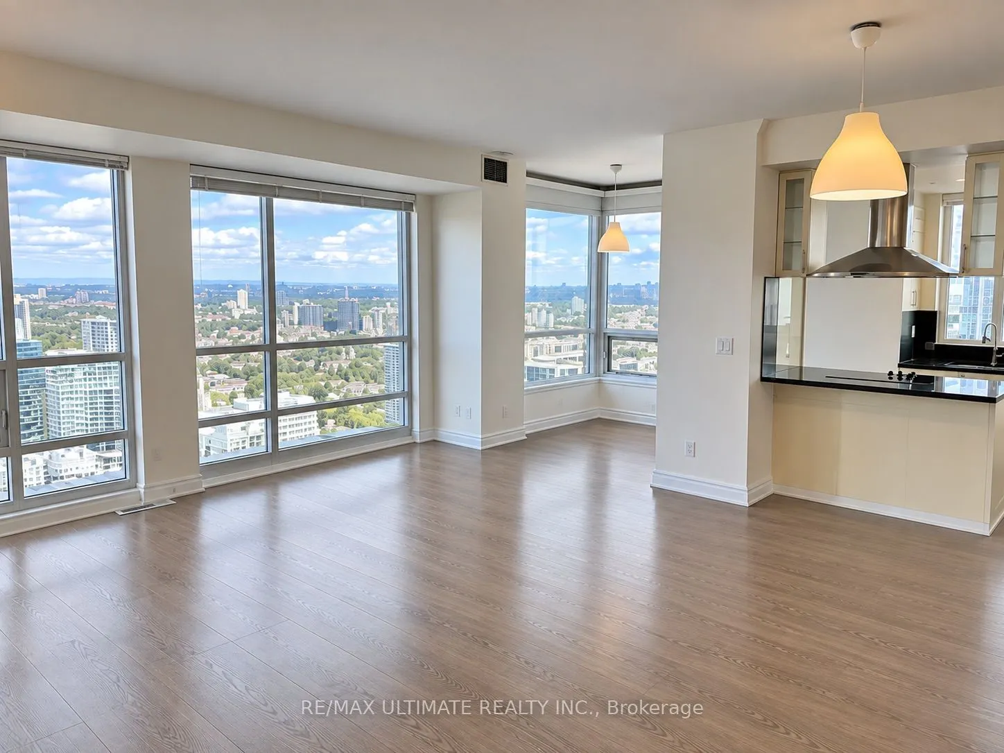 761 Bay Street #4212