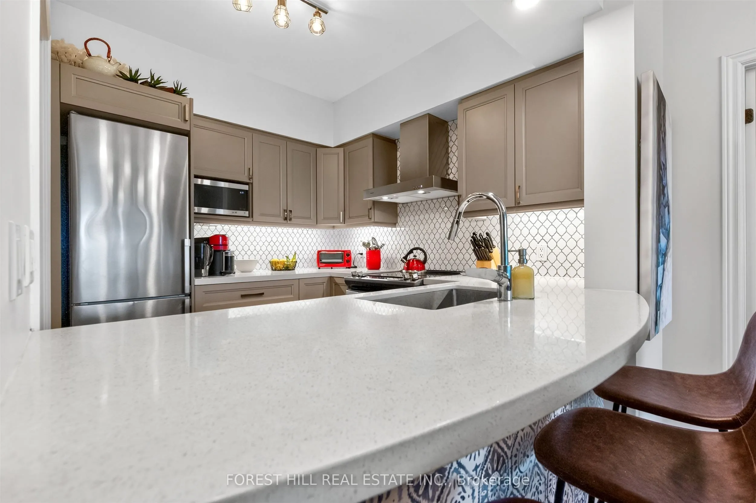 2 Edith Drive #508