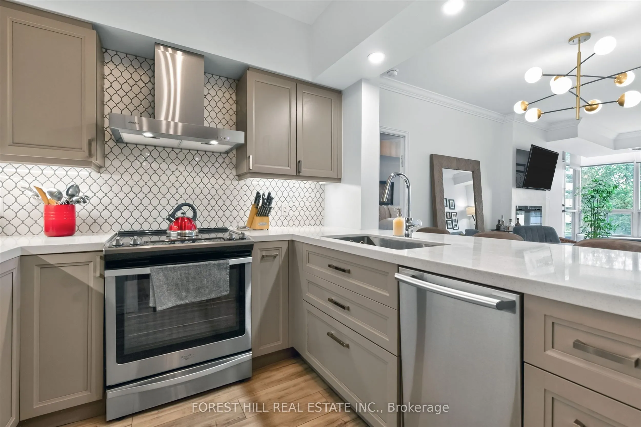 2 Edith Drive #508
