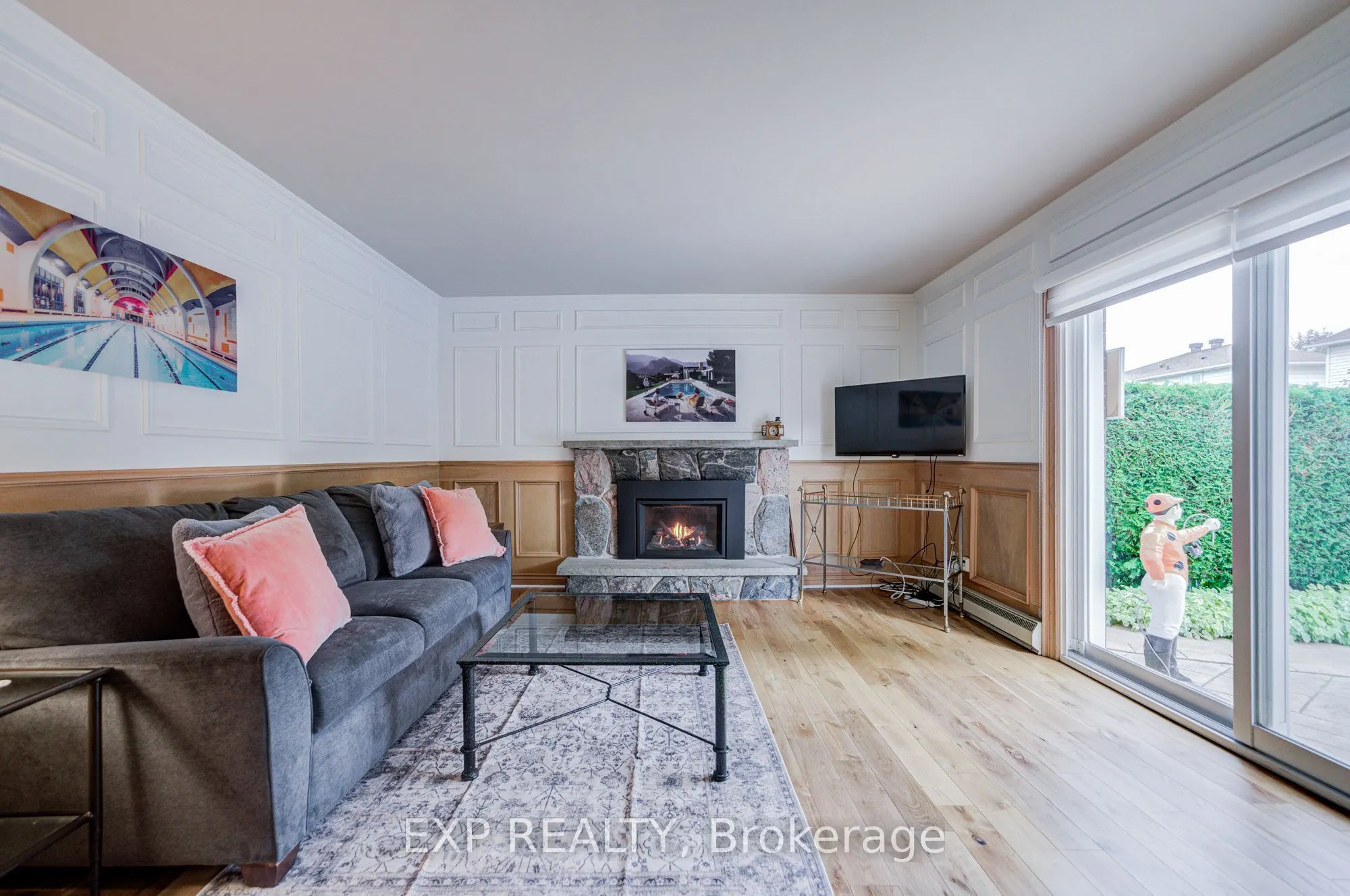 17 Rustywood Drive
