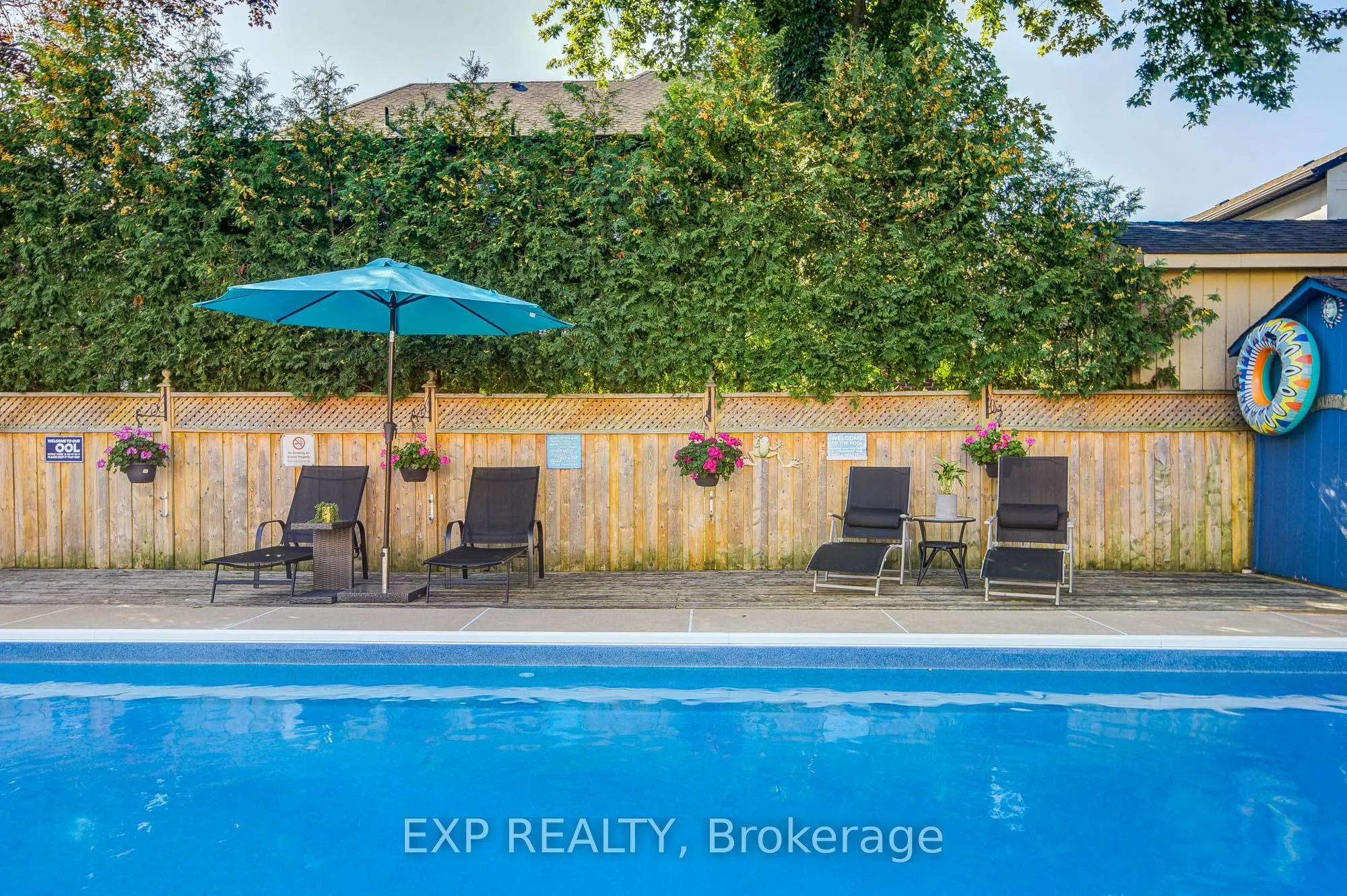 17 Rustywood Drive