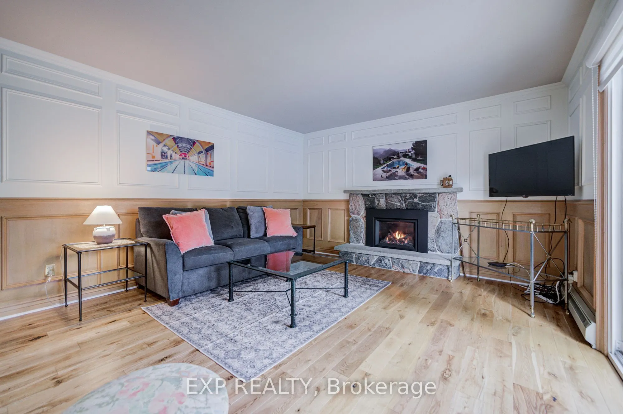 17 Rustywood Drive