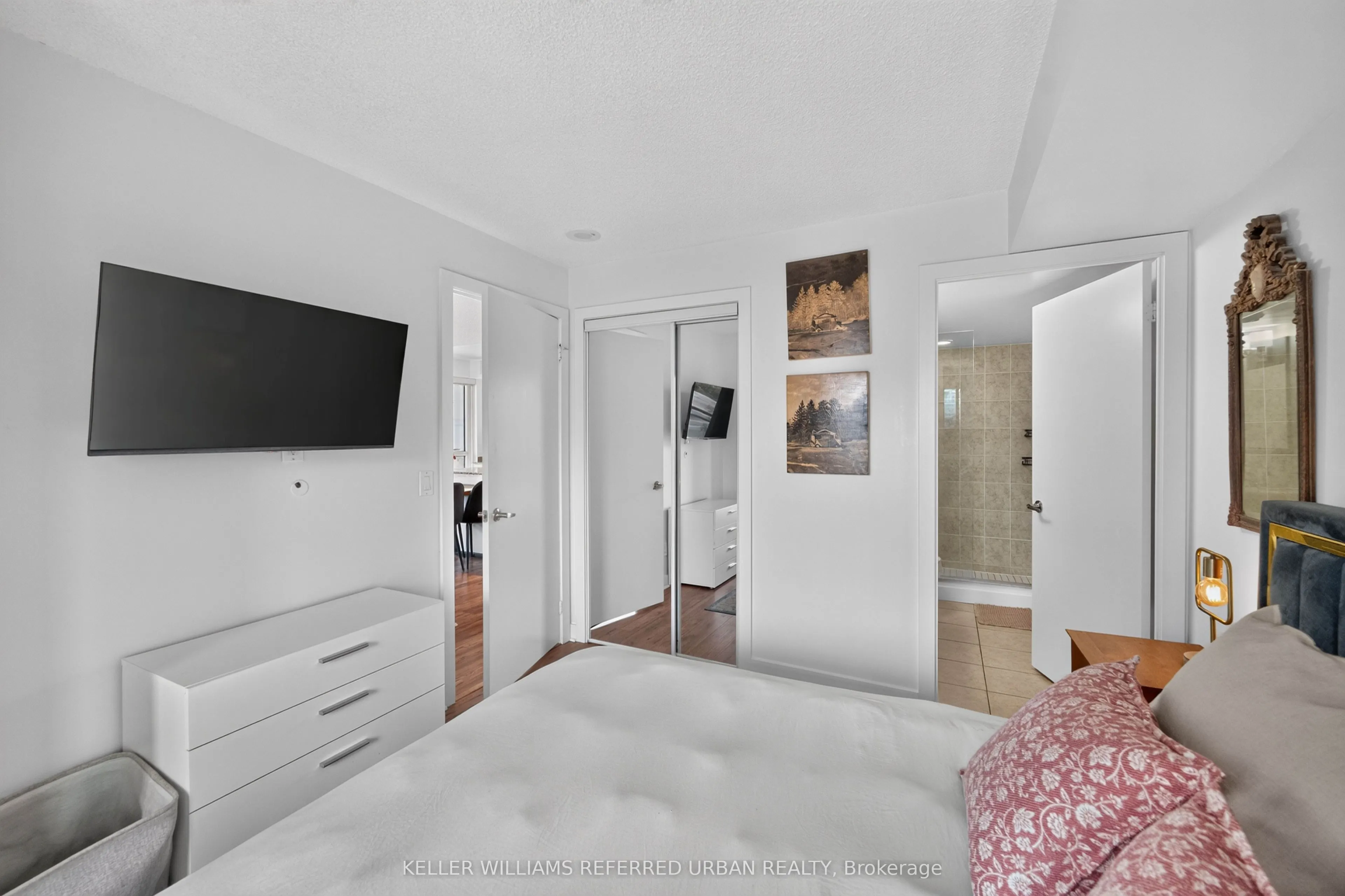 80 Western Battery Road #304