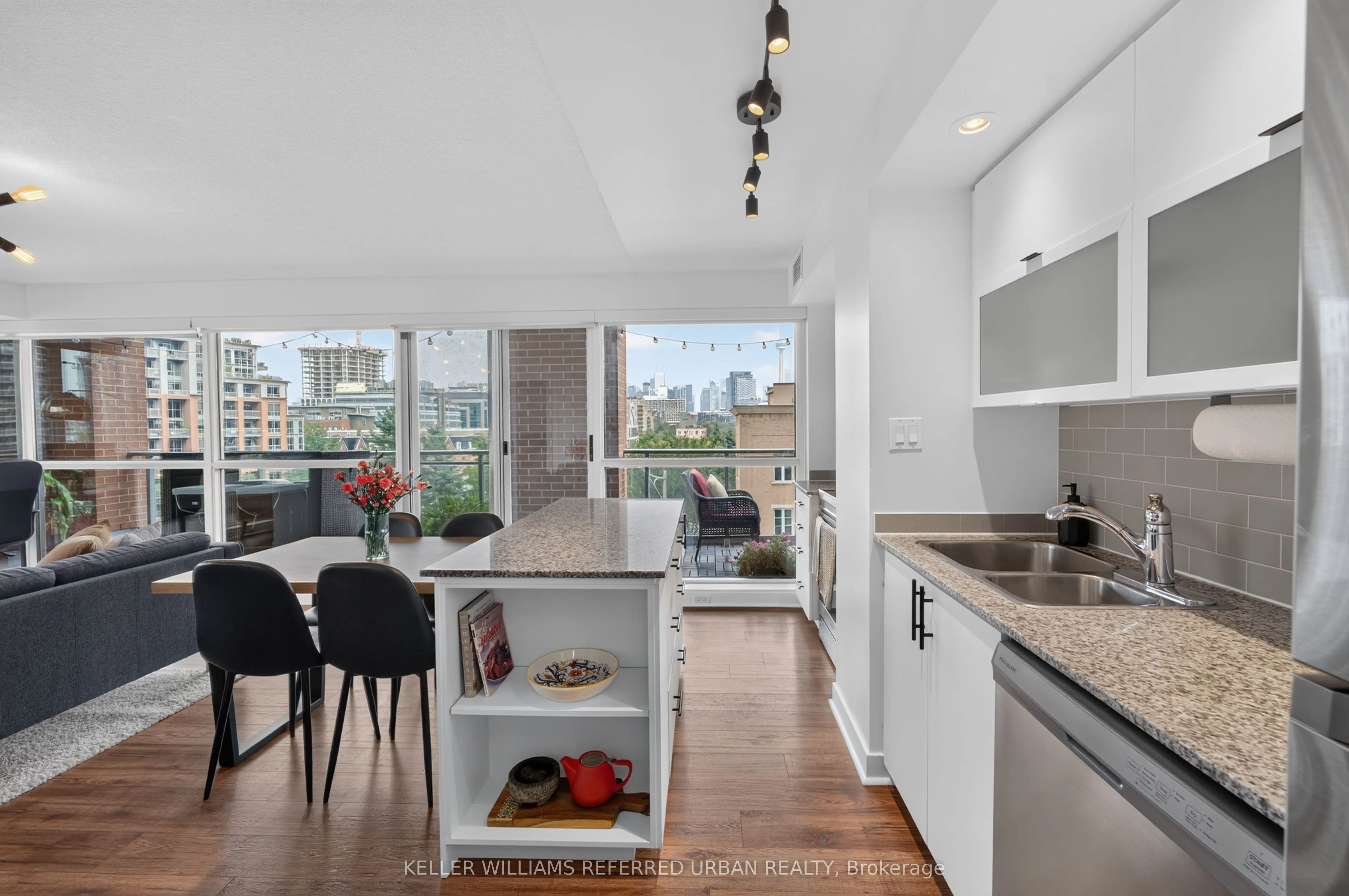 80 Western Battery Road #304