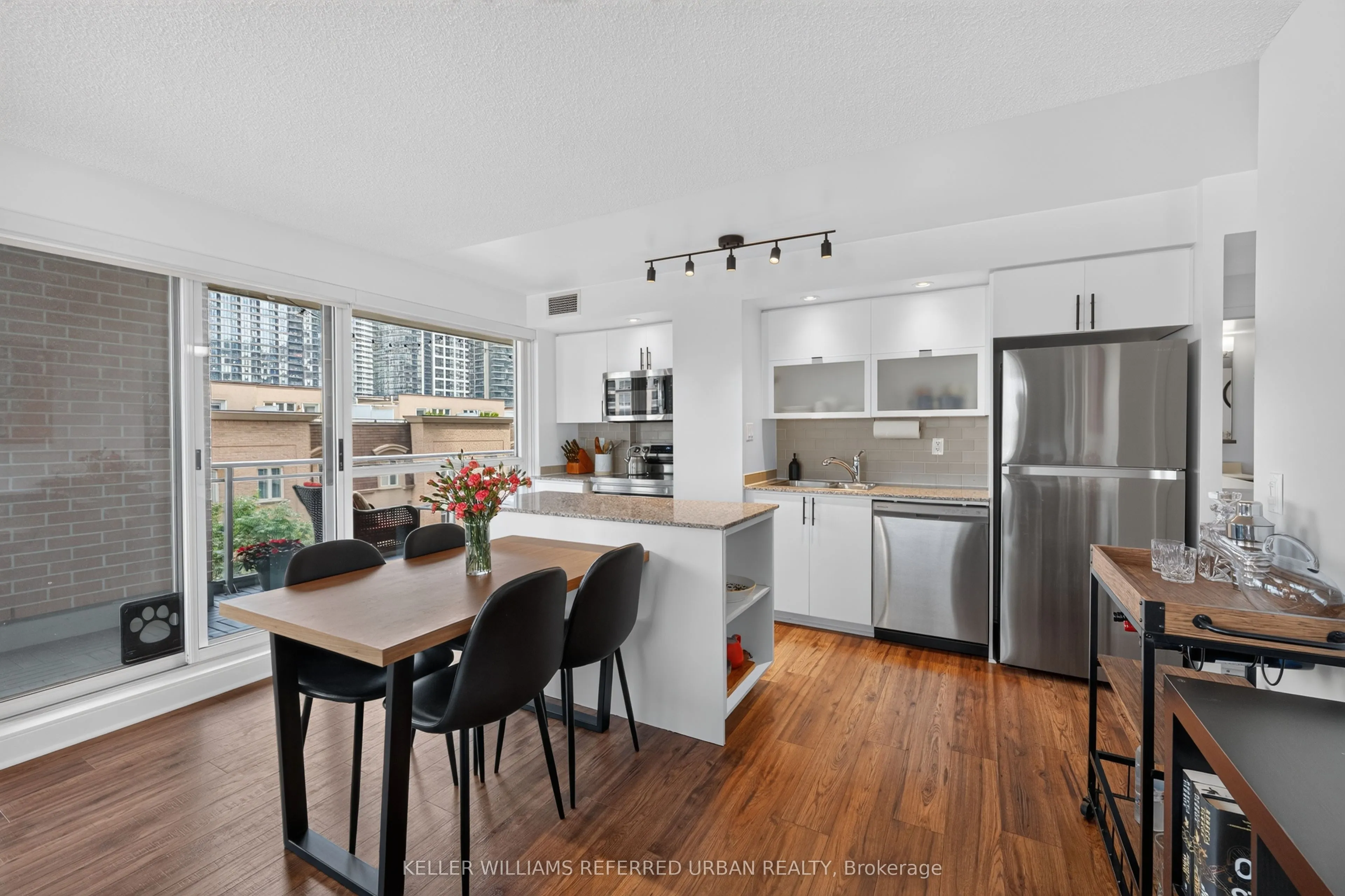 80 Western Battery Road #304