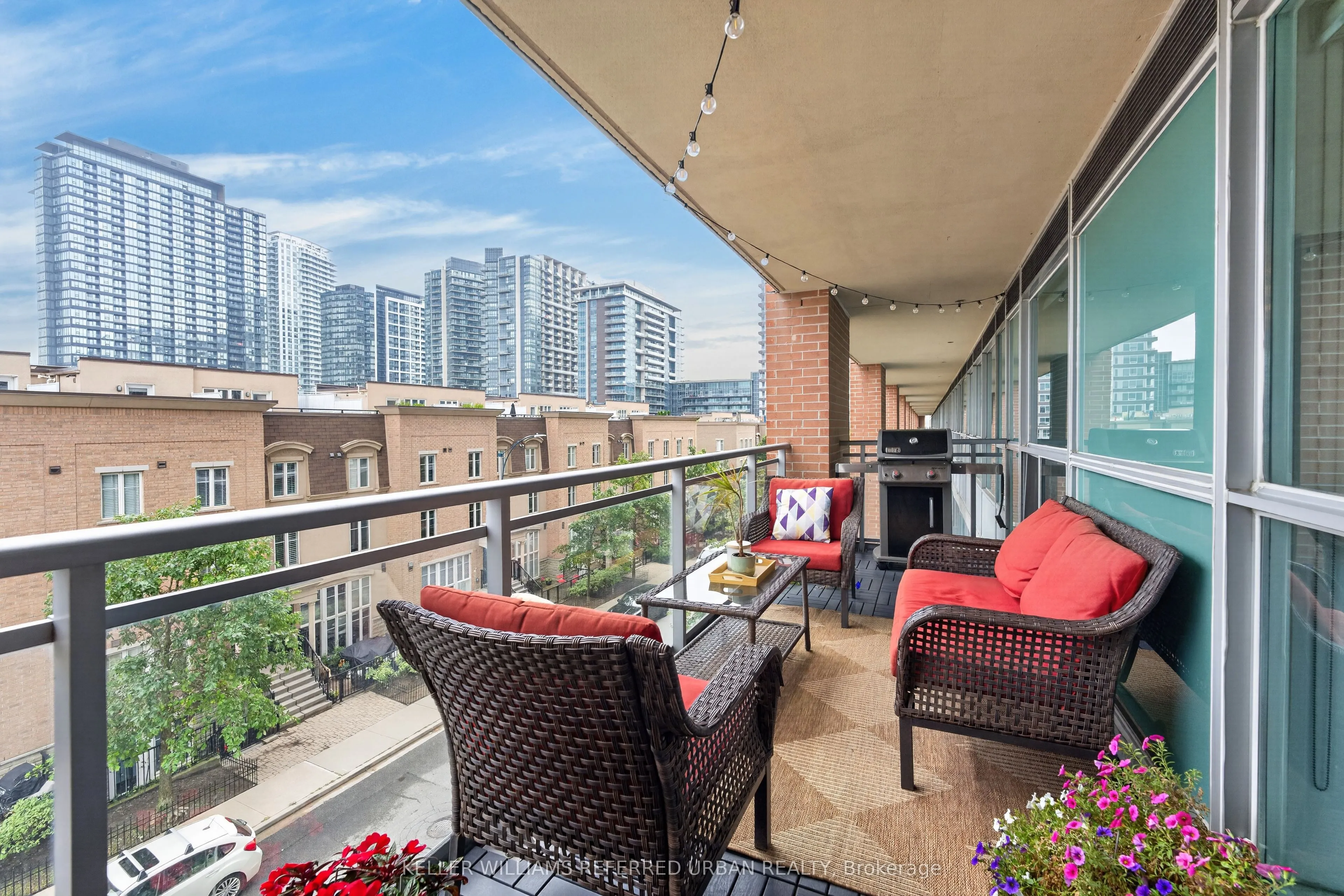 80 Western Battery Road #304