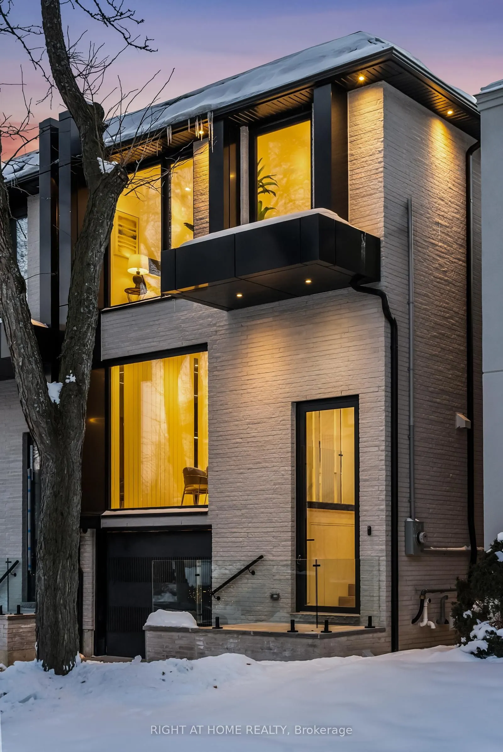 74B Rathnelly Avenue