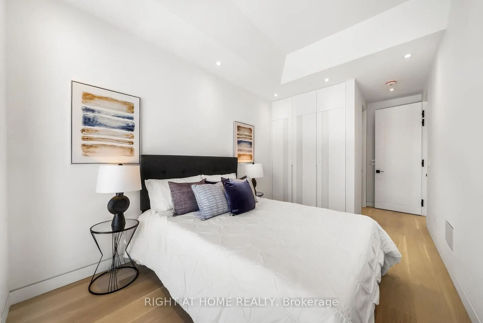 74B Rathnelly Avenue