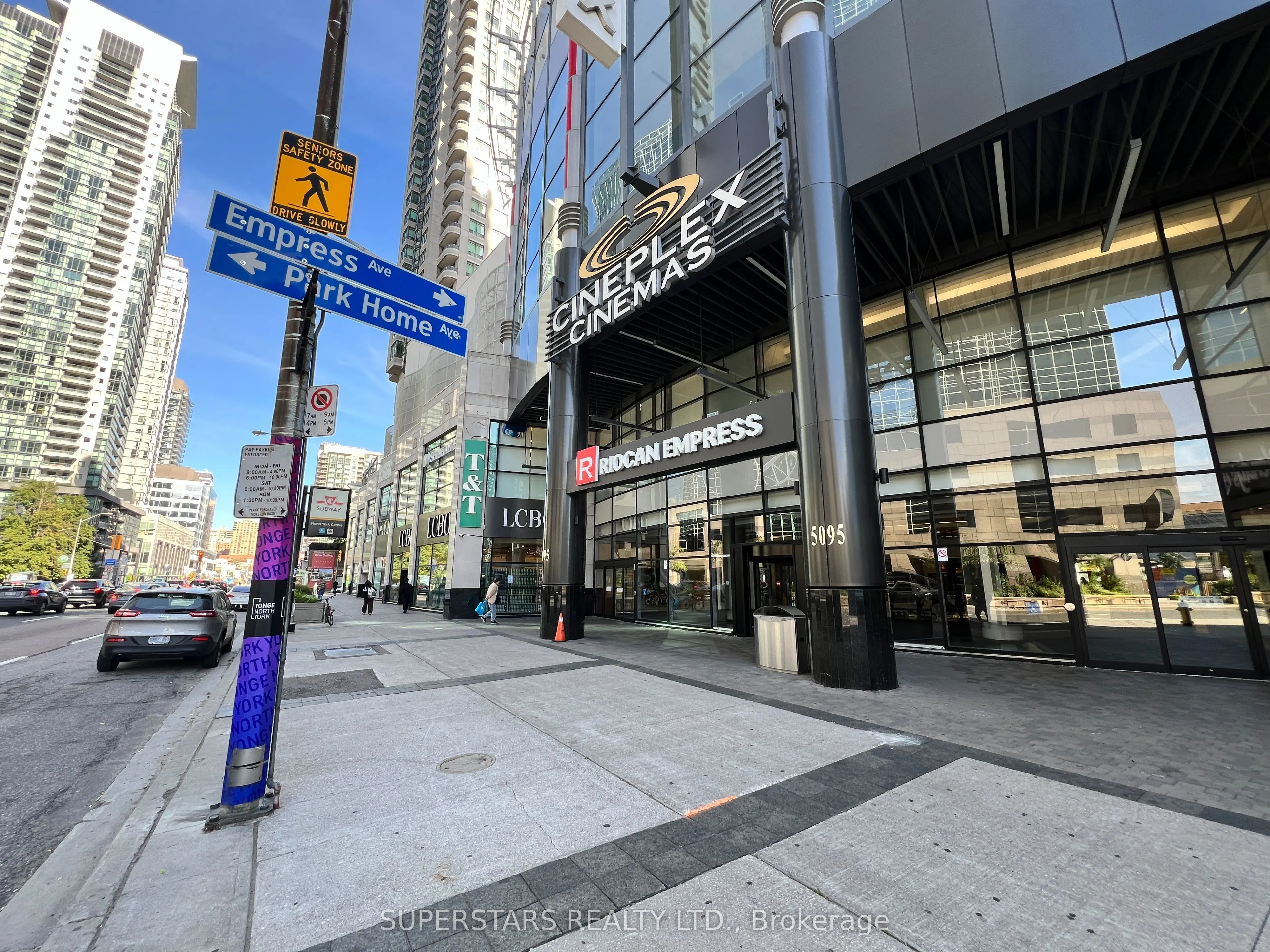 188 Doris Avenue ##2002