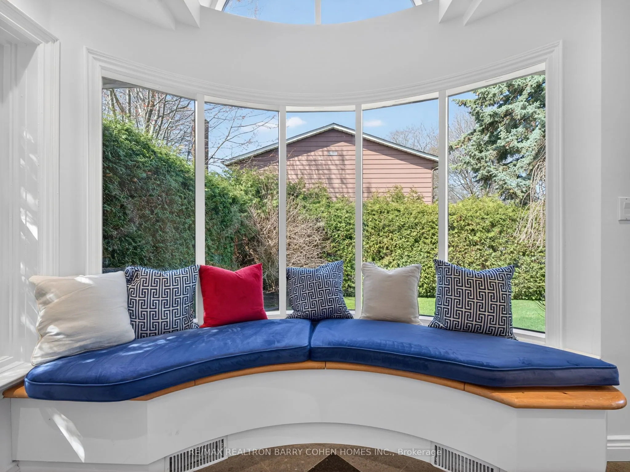 25 Harlington Road