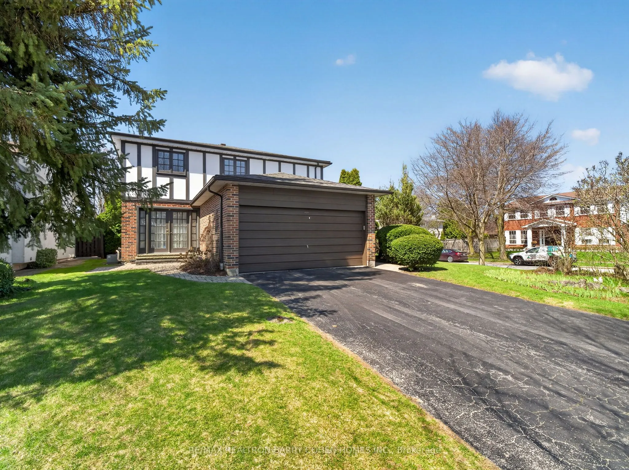 25 Harlington Road