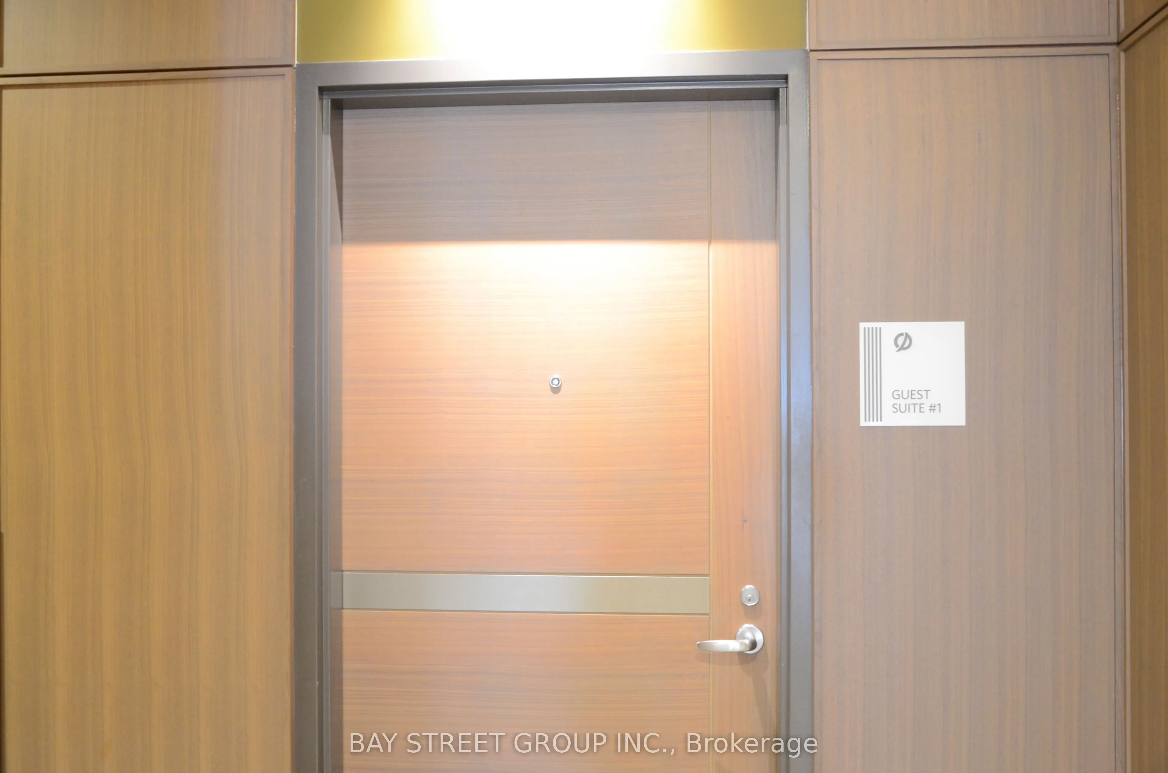 17 Bathurst Street ##1716