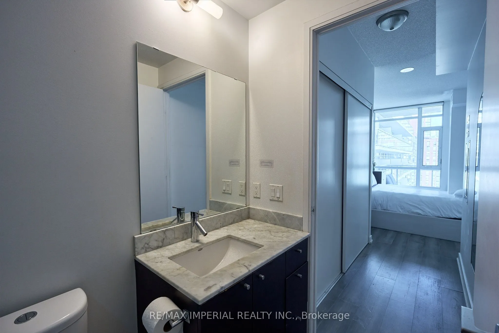 775 King Street W #901