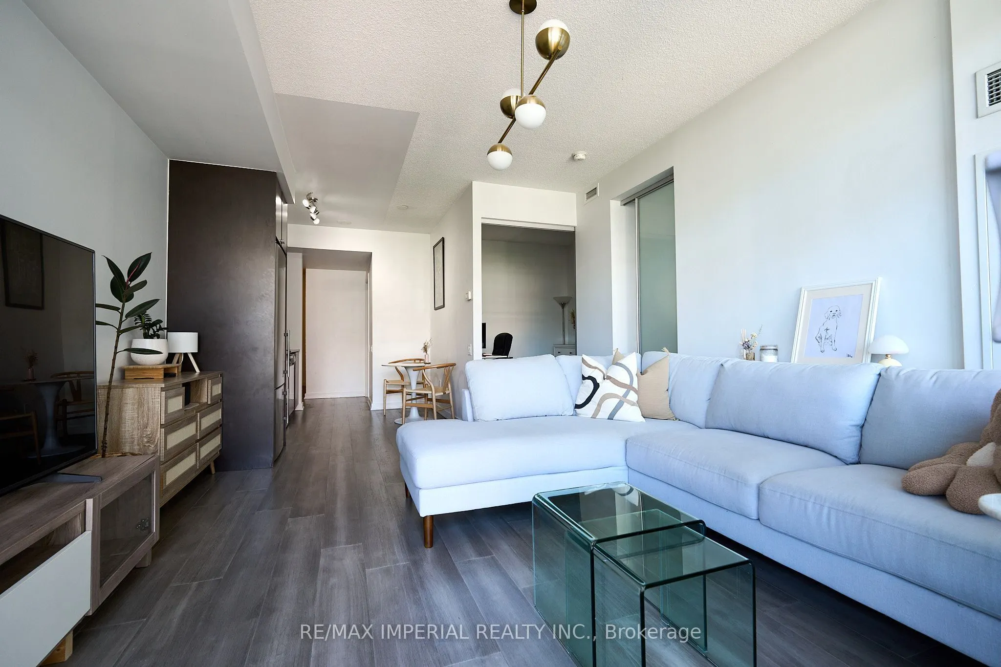 775 King Street W #901