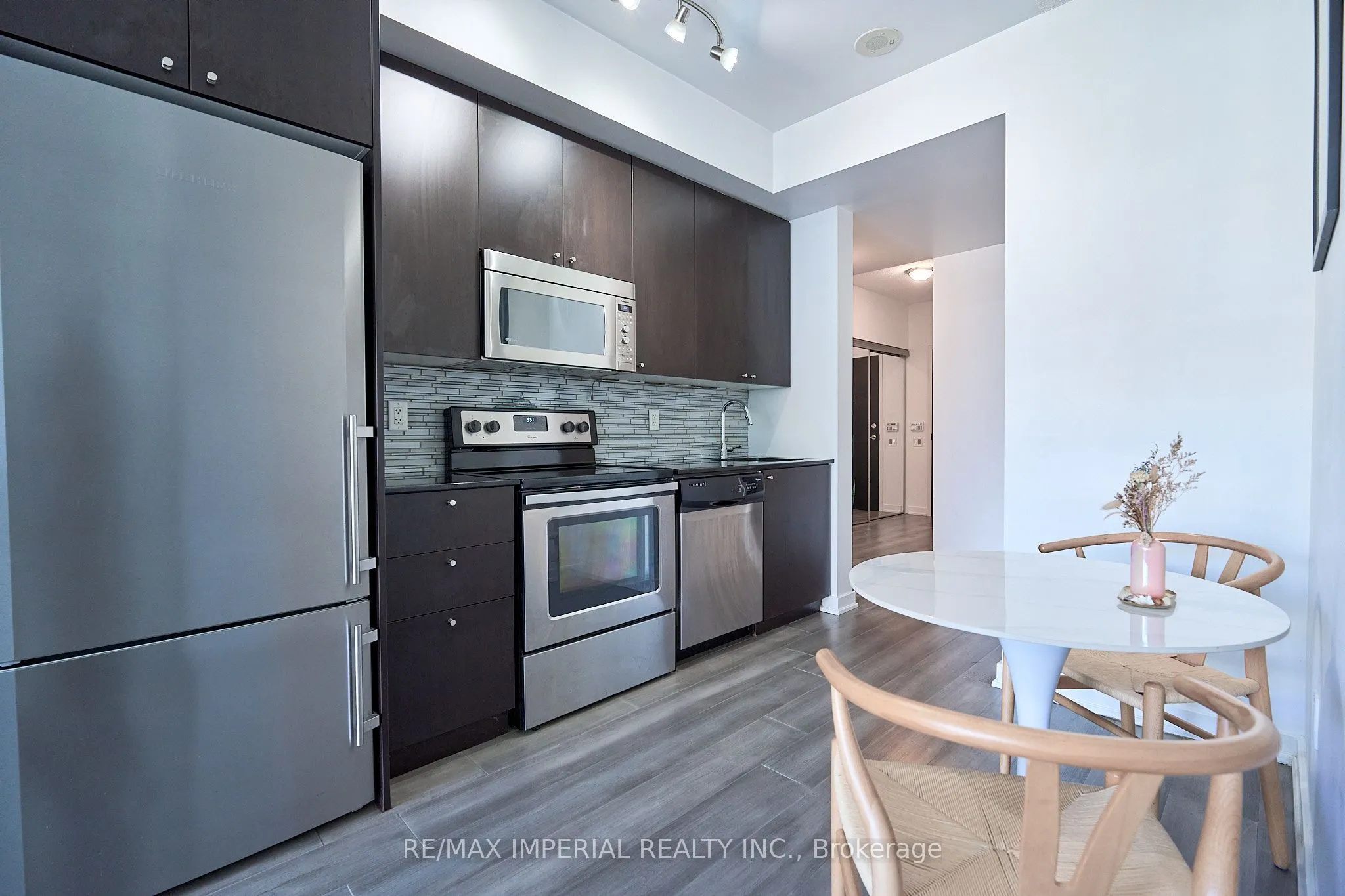 775 King Street W #901