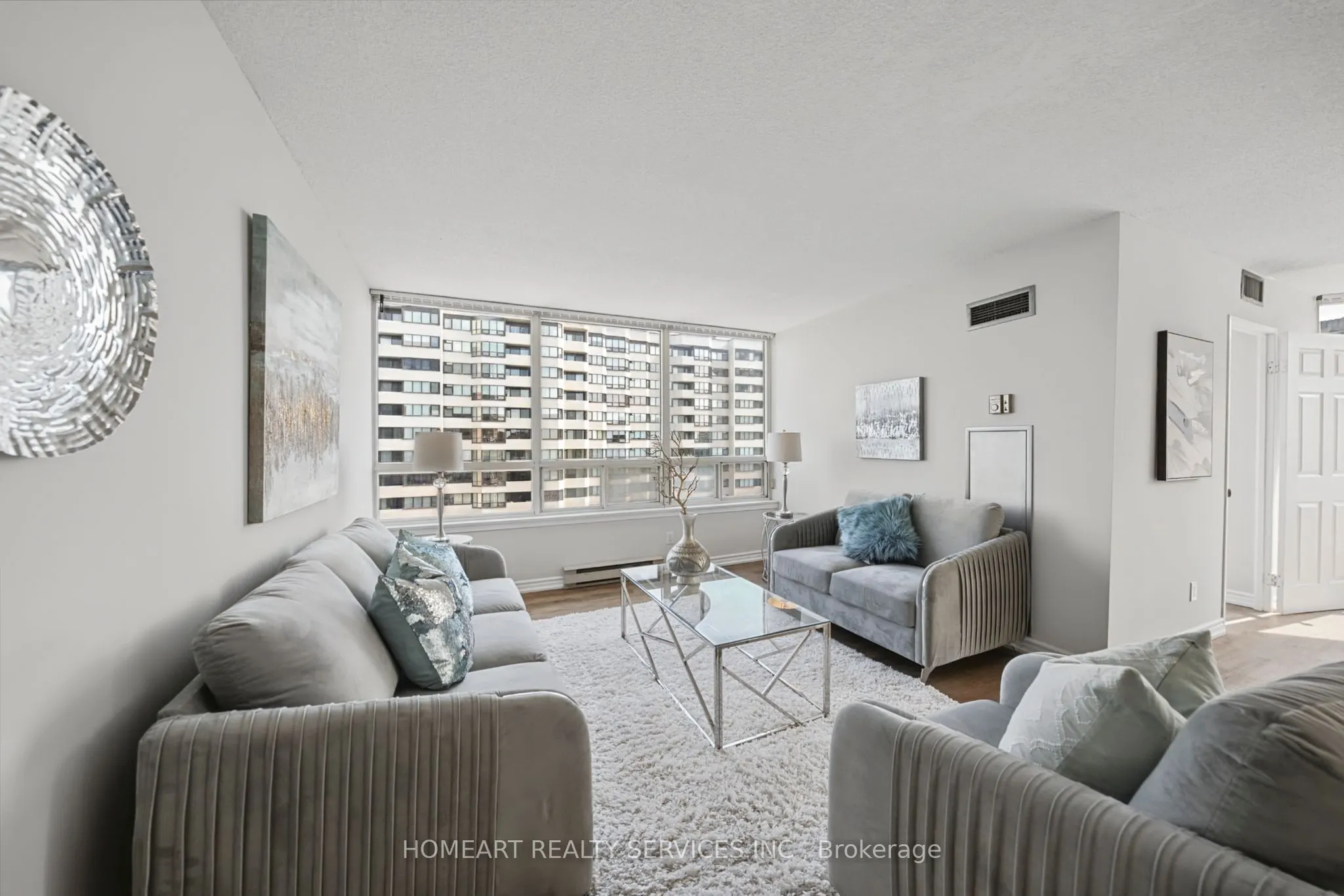30 Greenfield Avenue #1806