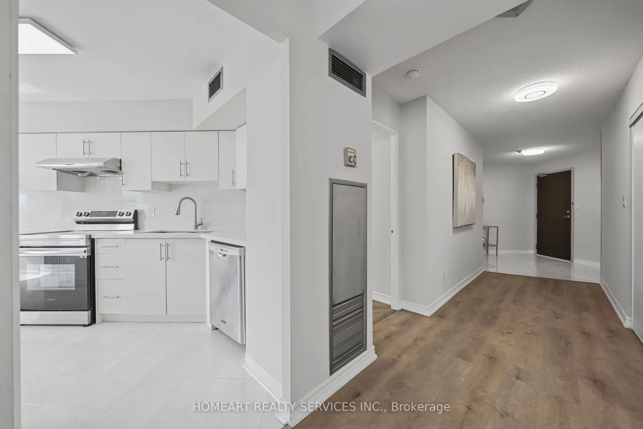 30 Greenfield Avenue #1806