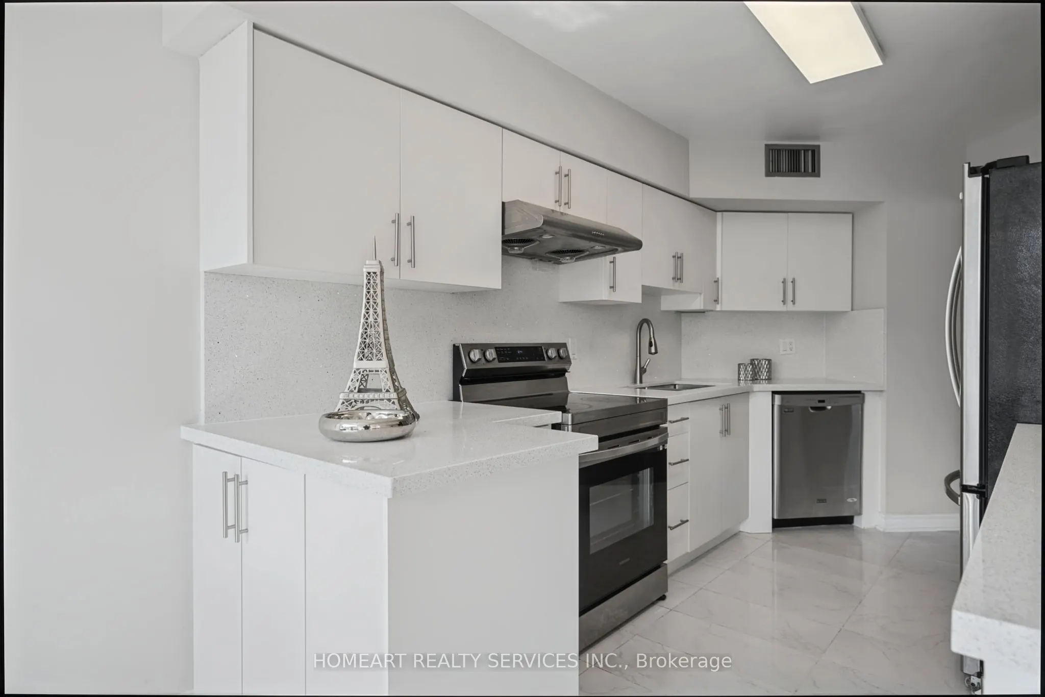 30 Greenfield Avenue #1806